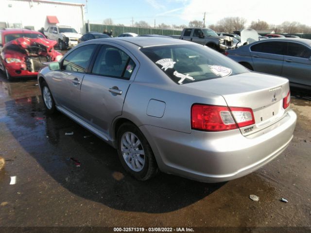 Photo 2 VIN: 4A32B2FF4AE006928 - MITSUBISHI GALANT 