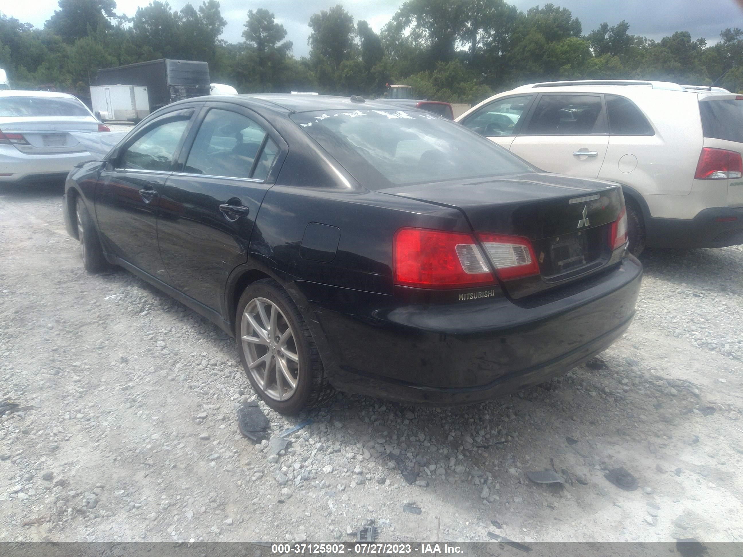 Photo 2 VIN: 4A32B3FF4BE005964 - MITSUBISHI GALANT 