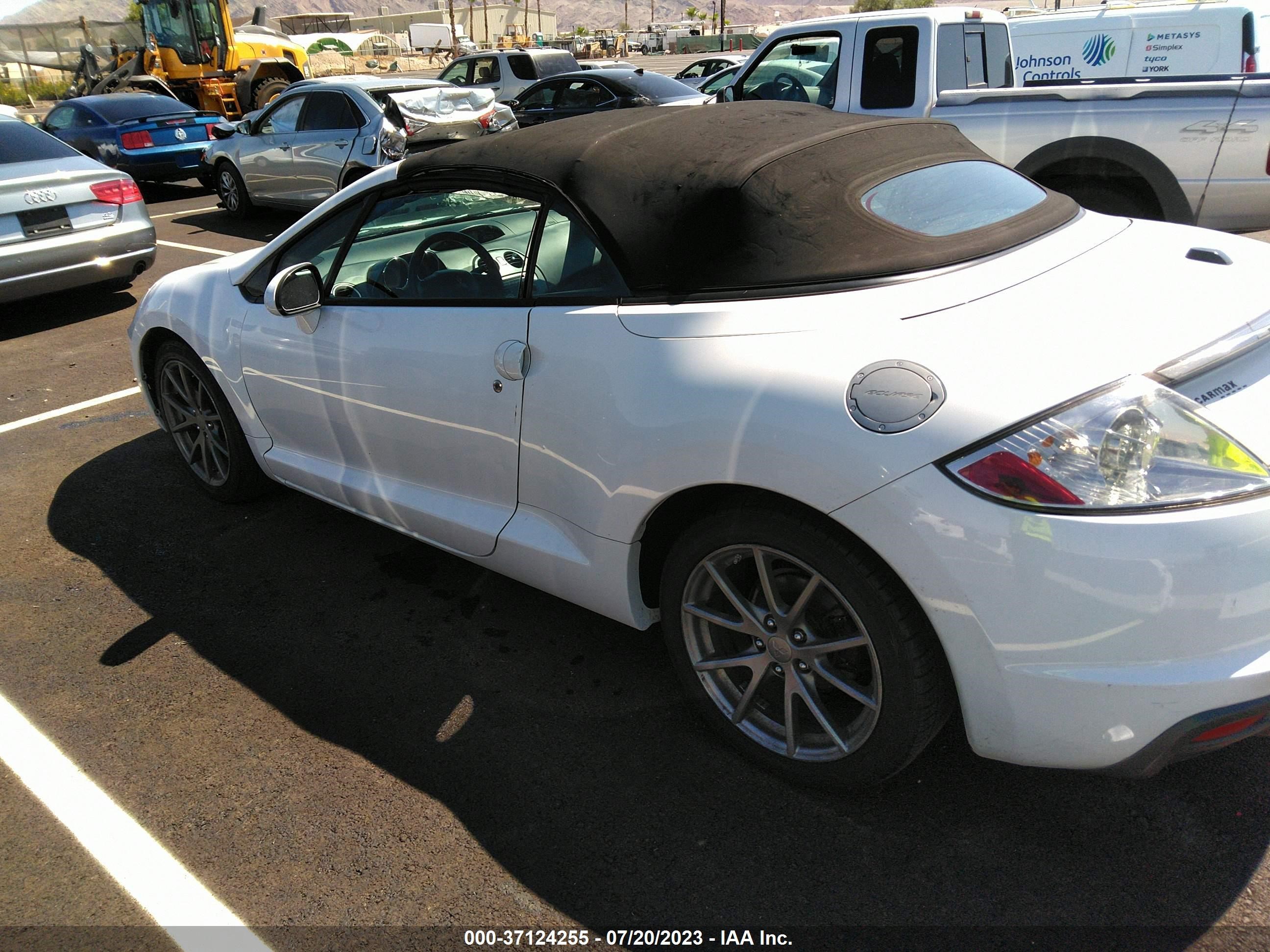 Photo 5 VIN: 4A37L2EF3CE003039 - MITSUBISHI ECLIPSE 