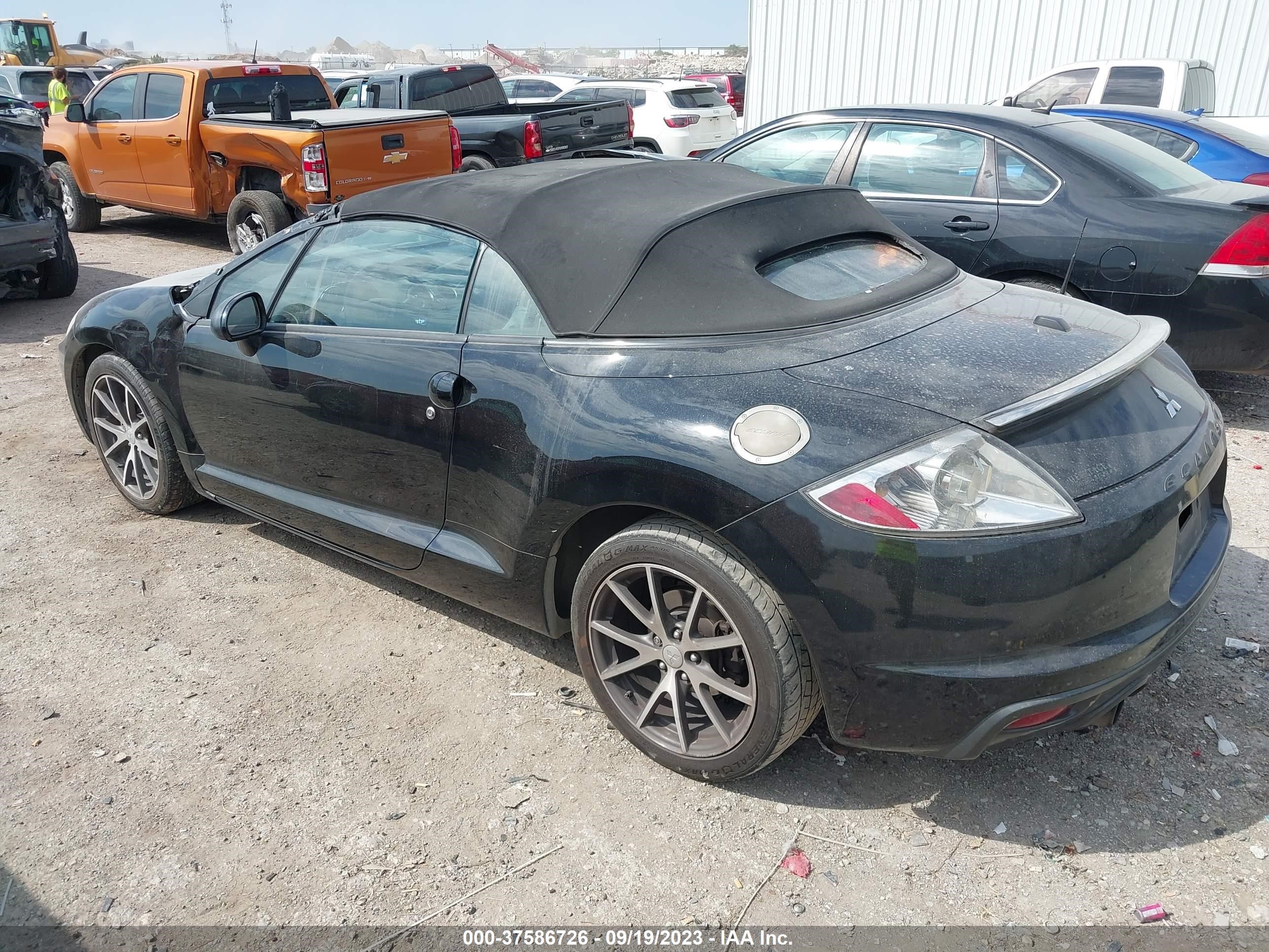 Photo 2 VIN: 4A37L3ET7BE001692 - MITSUBISHI ECLIPSE 