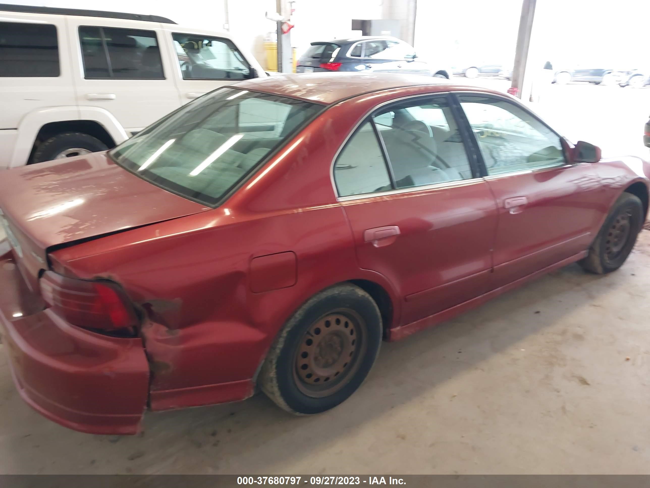 Photo 3 VIN: 4A3AA46G0YE103508 - MITSUBISHI GALANT 