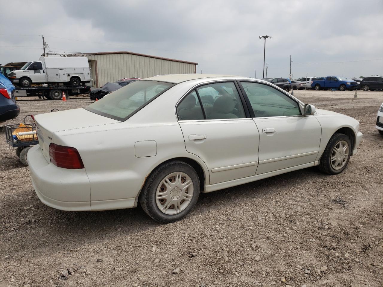 Photo 2 VIN: 4A3AA46G3YE180292 - MITSUBISHI GALANT 