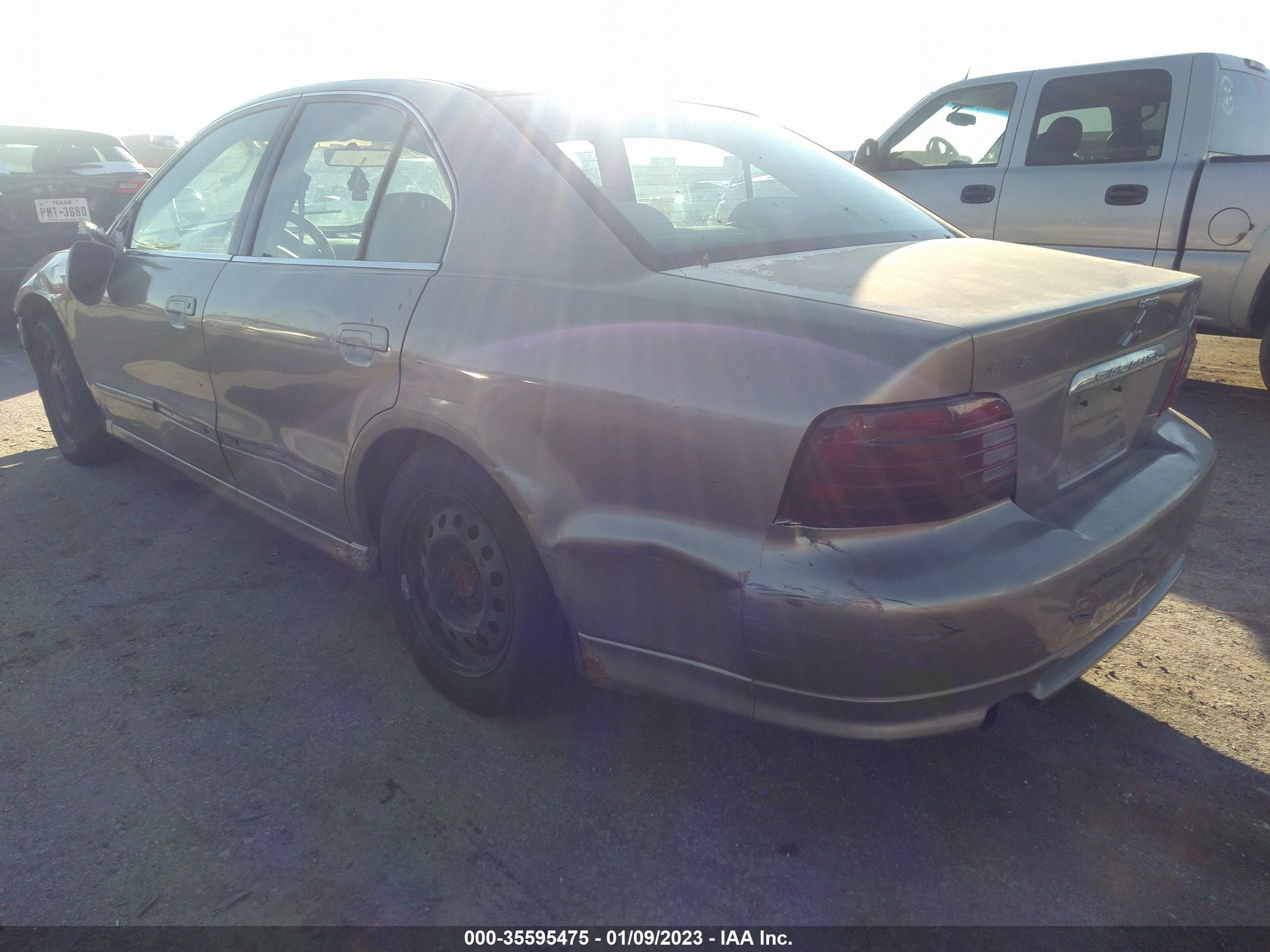 Photo 2 VIN: 4A3AA46G4YE128038 - MITSUBISHI GALANT 