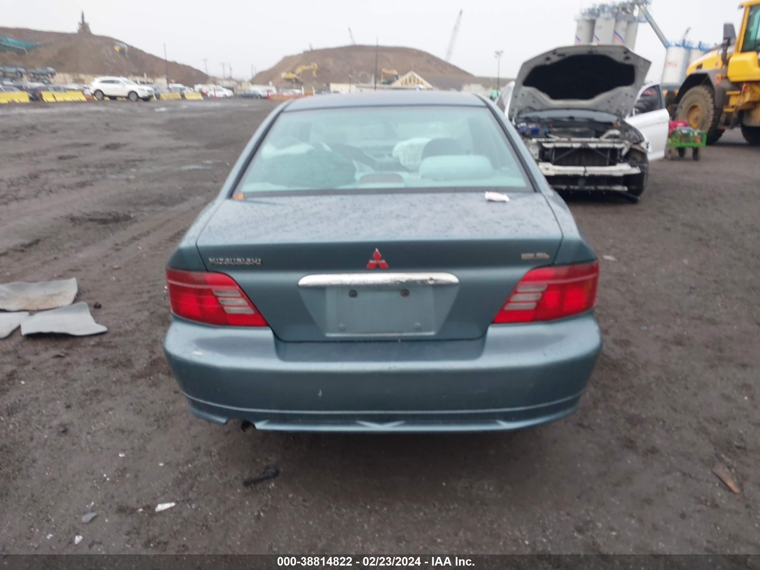 Photo 15 VIN: 4A3AA46G7YE124758 - MITSUBISHI GALANT 