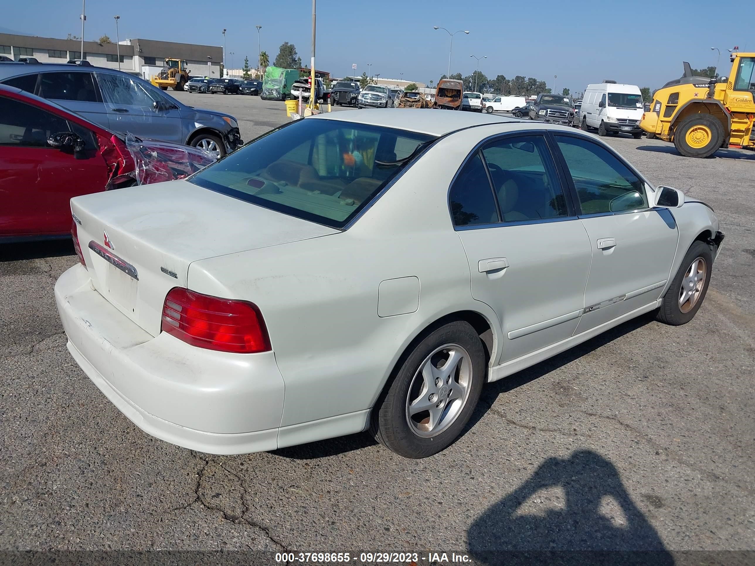 Photo 3 VIN: 4A3AA46G81E181203 - MITSUBISHI GALANT 