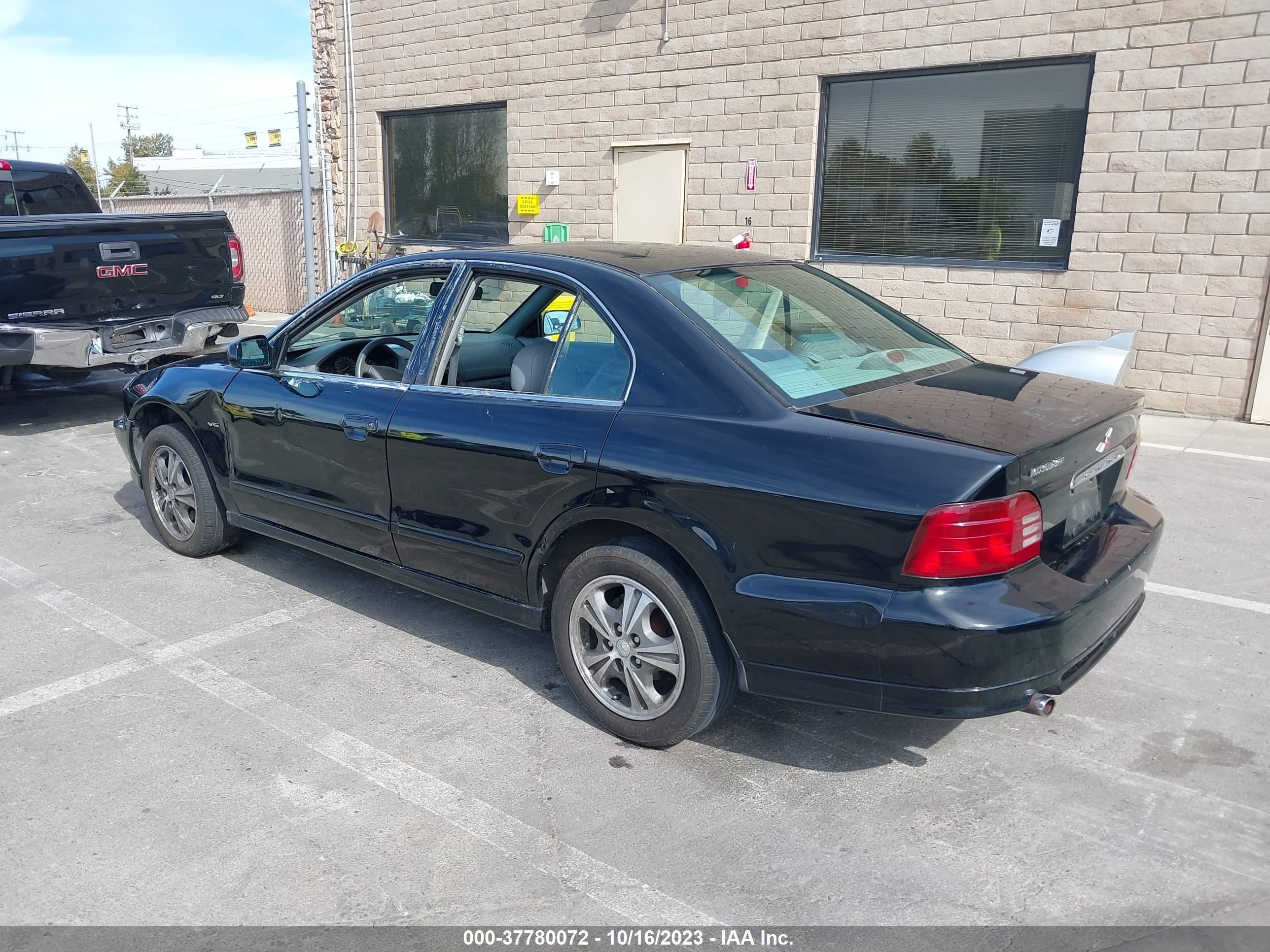 Photo 2 VIN: 4A3AA46H21E118736 - MITSUBISHI GALANT 