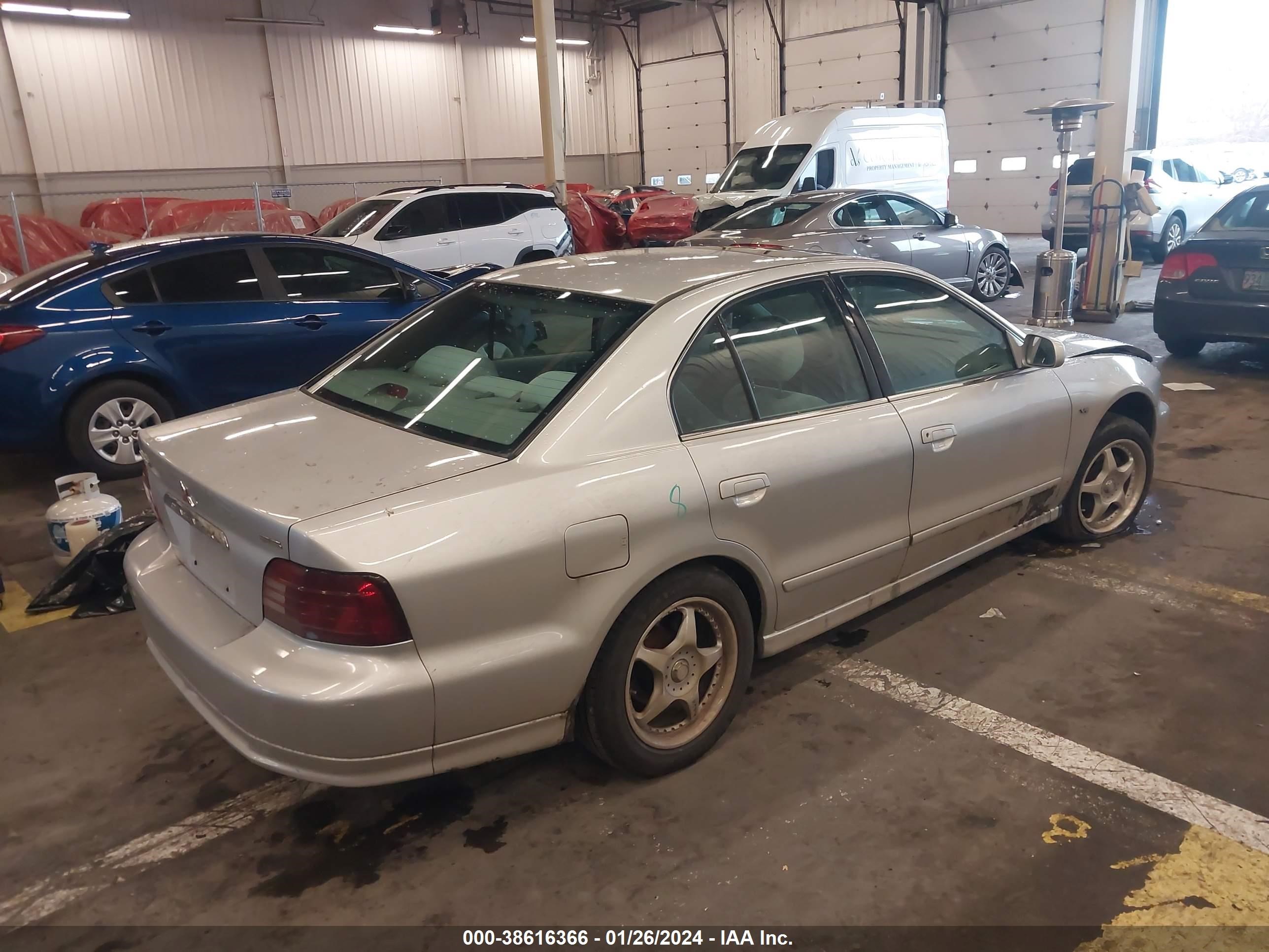 Photo 3 VIN: 4A3AA46H61E036475 - MITSUBISHI GALANT 