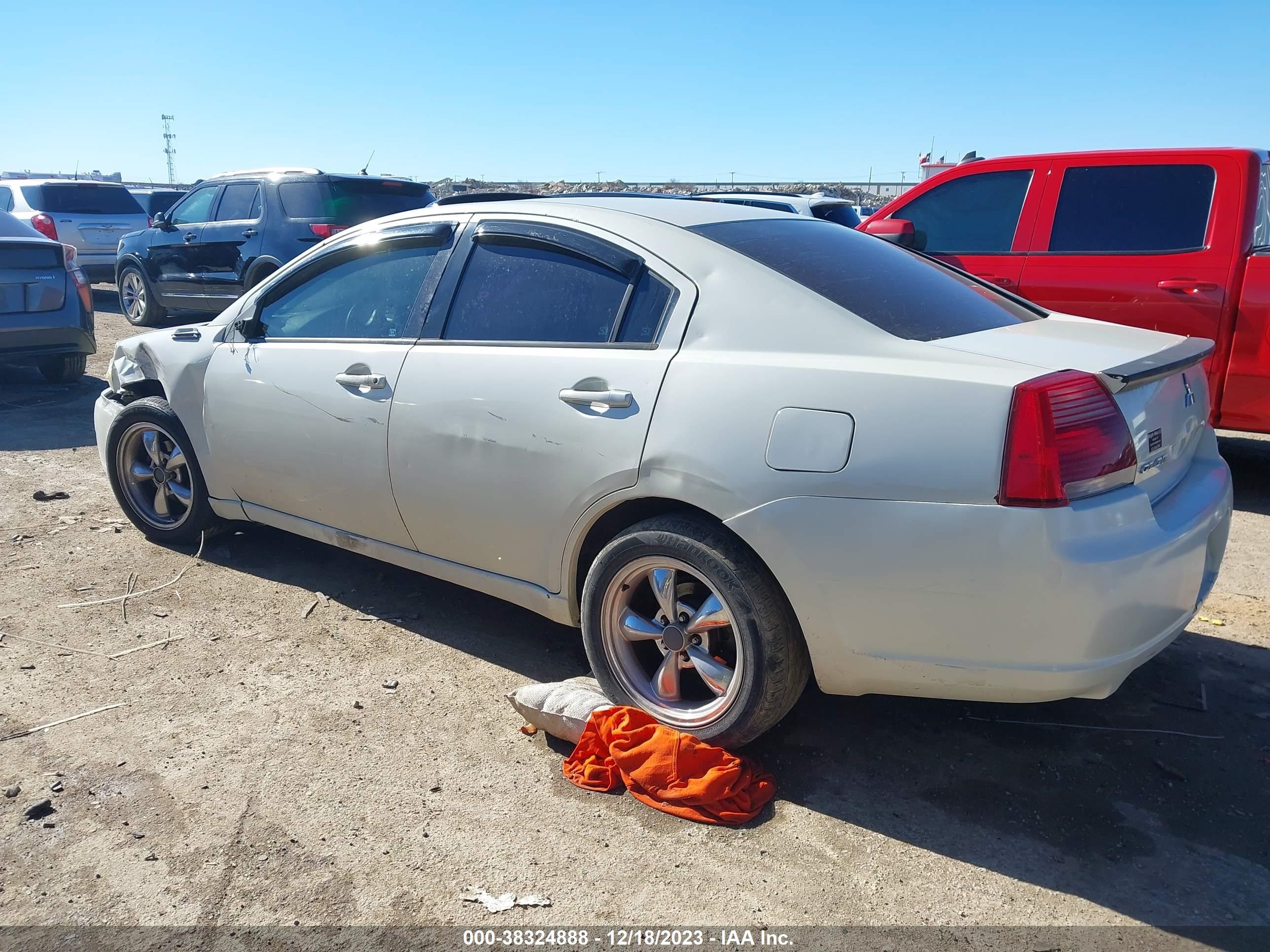 Photo 2 VIN: 4A3AB36F07E056624 - MITSUBISHI GALANT 