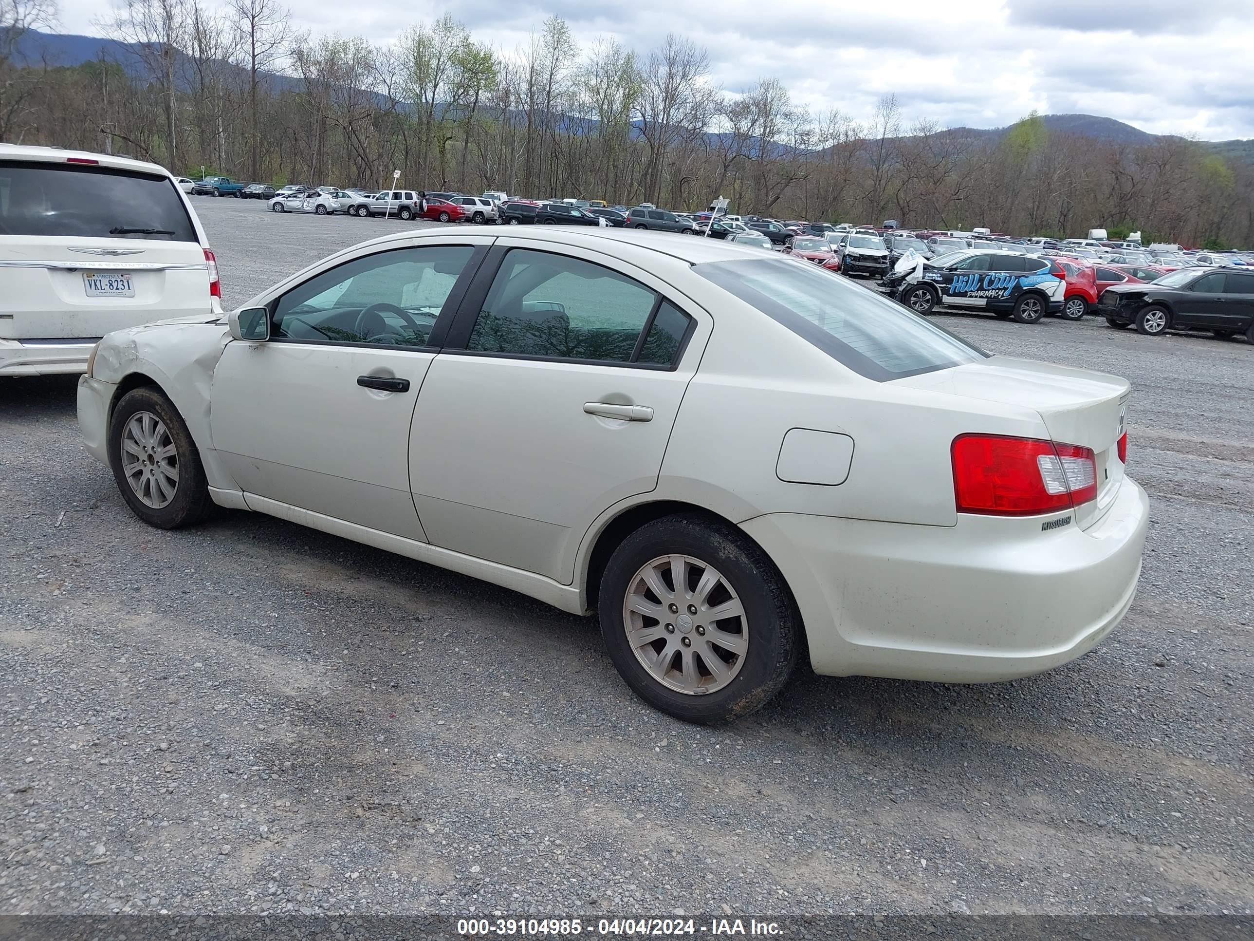 Photo 2 VIN: 4A3AB36F09E027059 - MITSUBISHI GALANT 