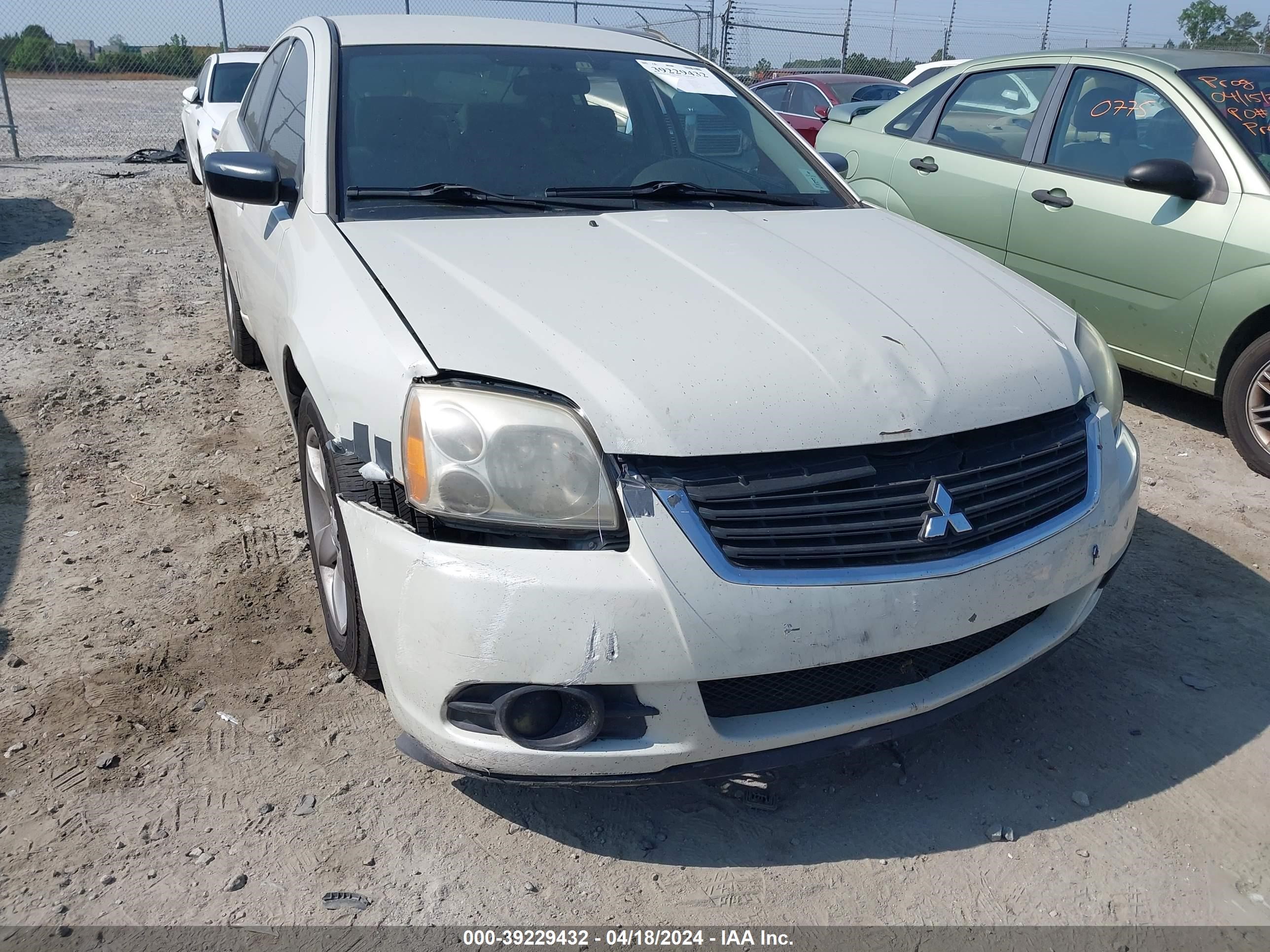 Photo 5 VIN: 4A3AB36F19E030049 - MITSUBISHI GALANT 