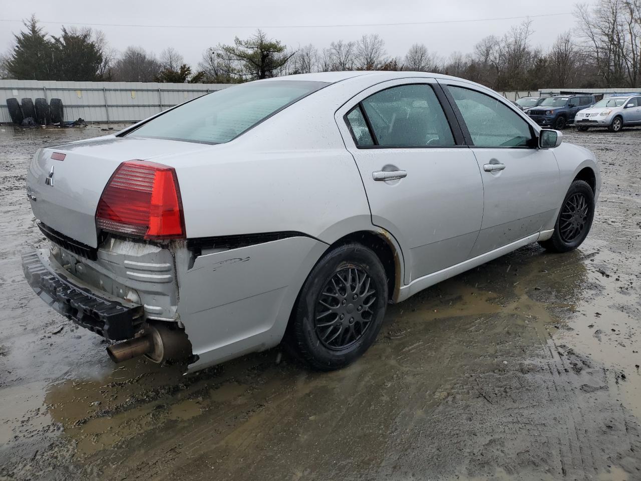 Photo 2 VIN: 4A3AB36F37E017803 - MITSUBISHI GALANT 