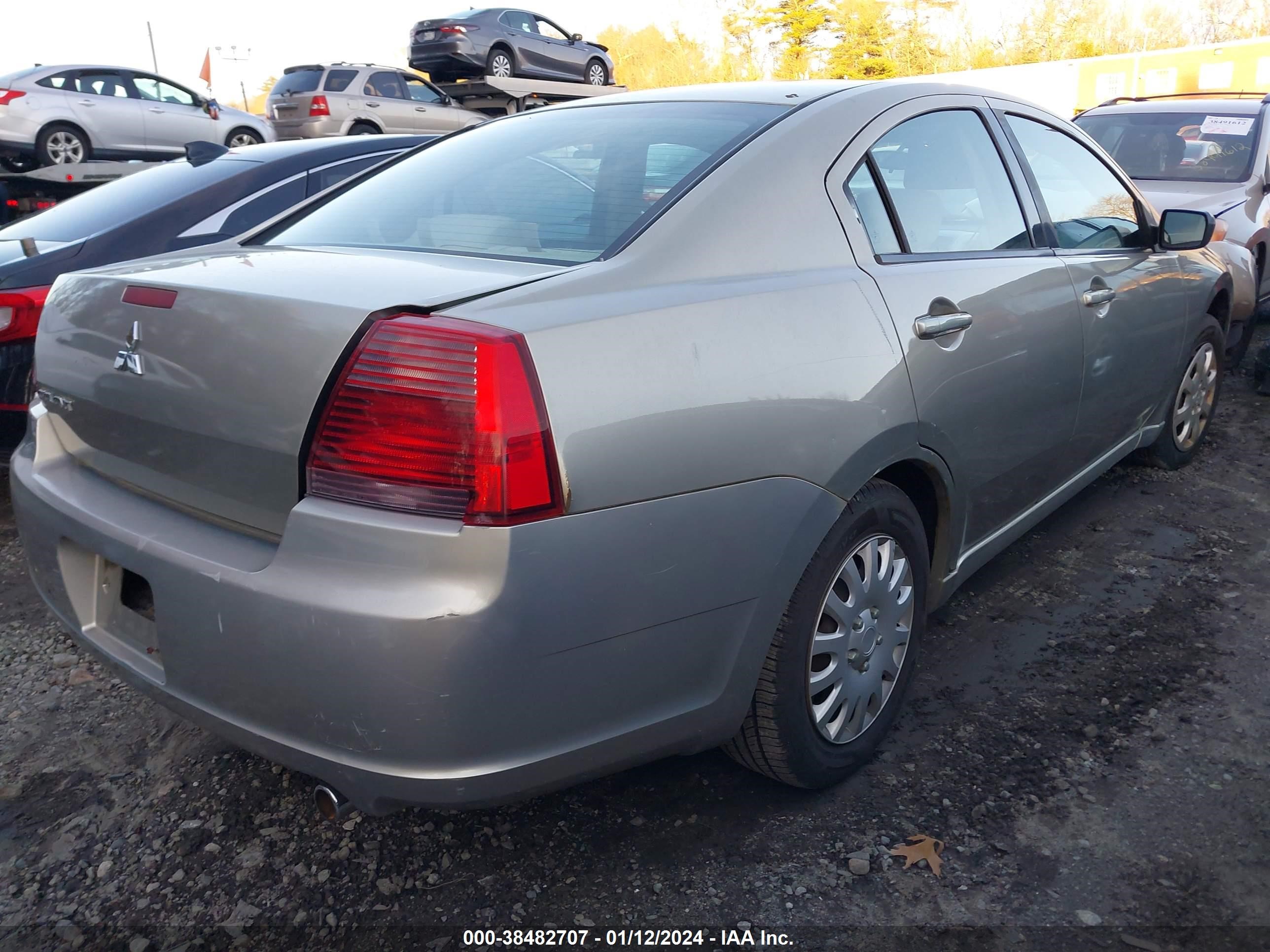 Photo 3 VIN: 4A3AB36F47E054908 - MITSUBISHI GALANT 