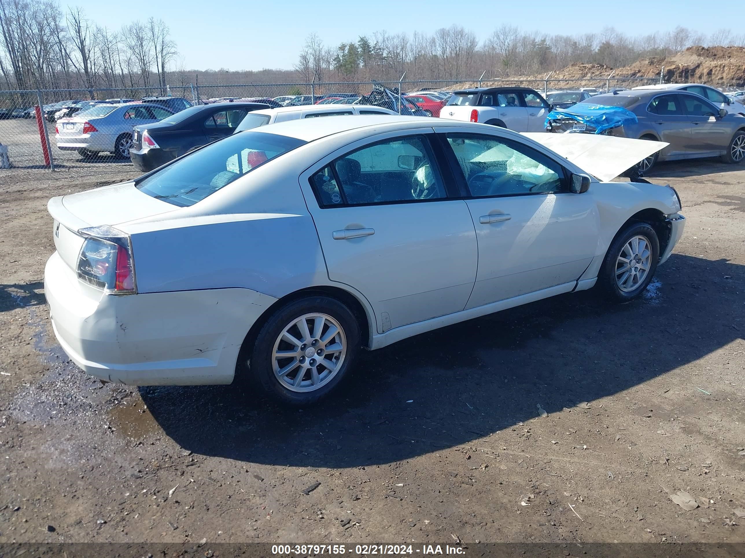 Photo 3 VIN: 4A3AB36F55E058141 - MITSUBISHI GALANT 