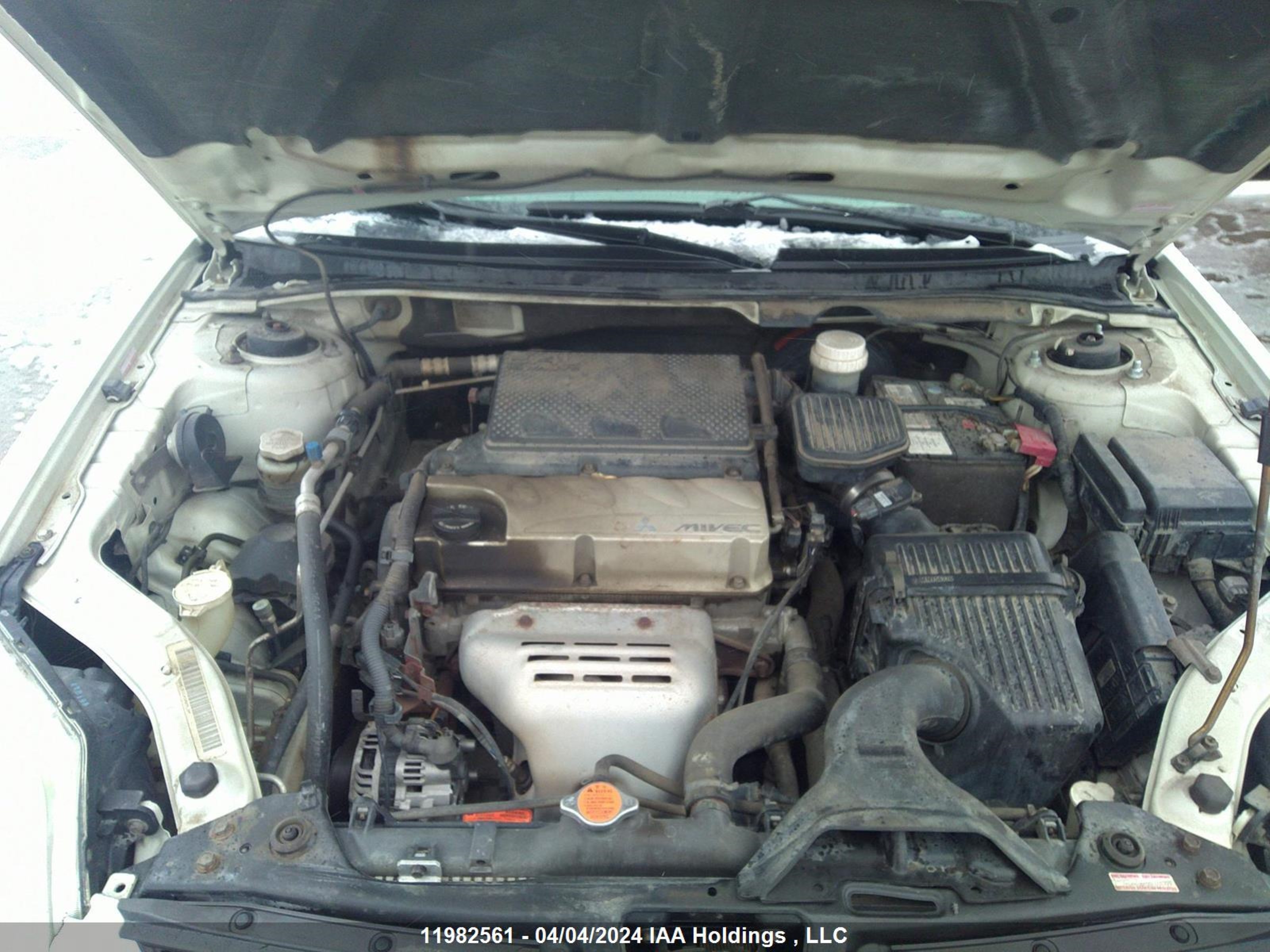 Photo 9 VIN: 4A3AB36F55E601729 - MITSUBISHI GALANT 