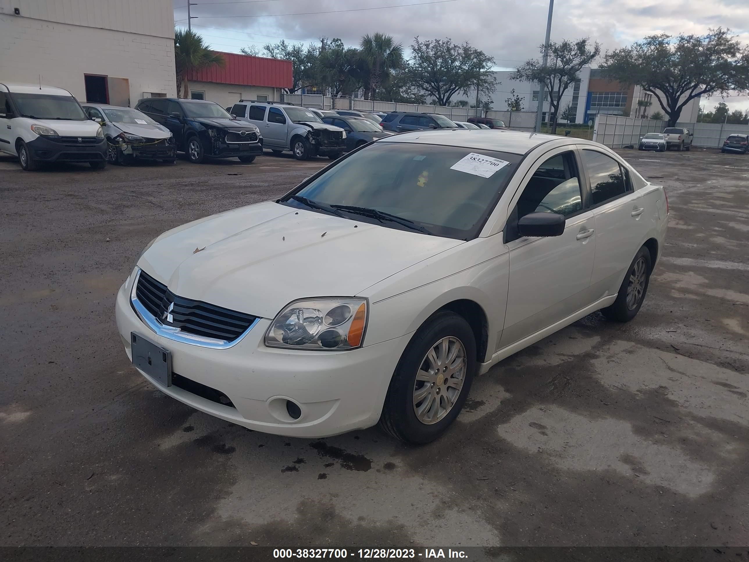 Photo 1 VIN: 4A3AB36F58E021305 - MITSUBISHI GALANT 