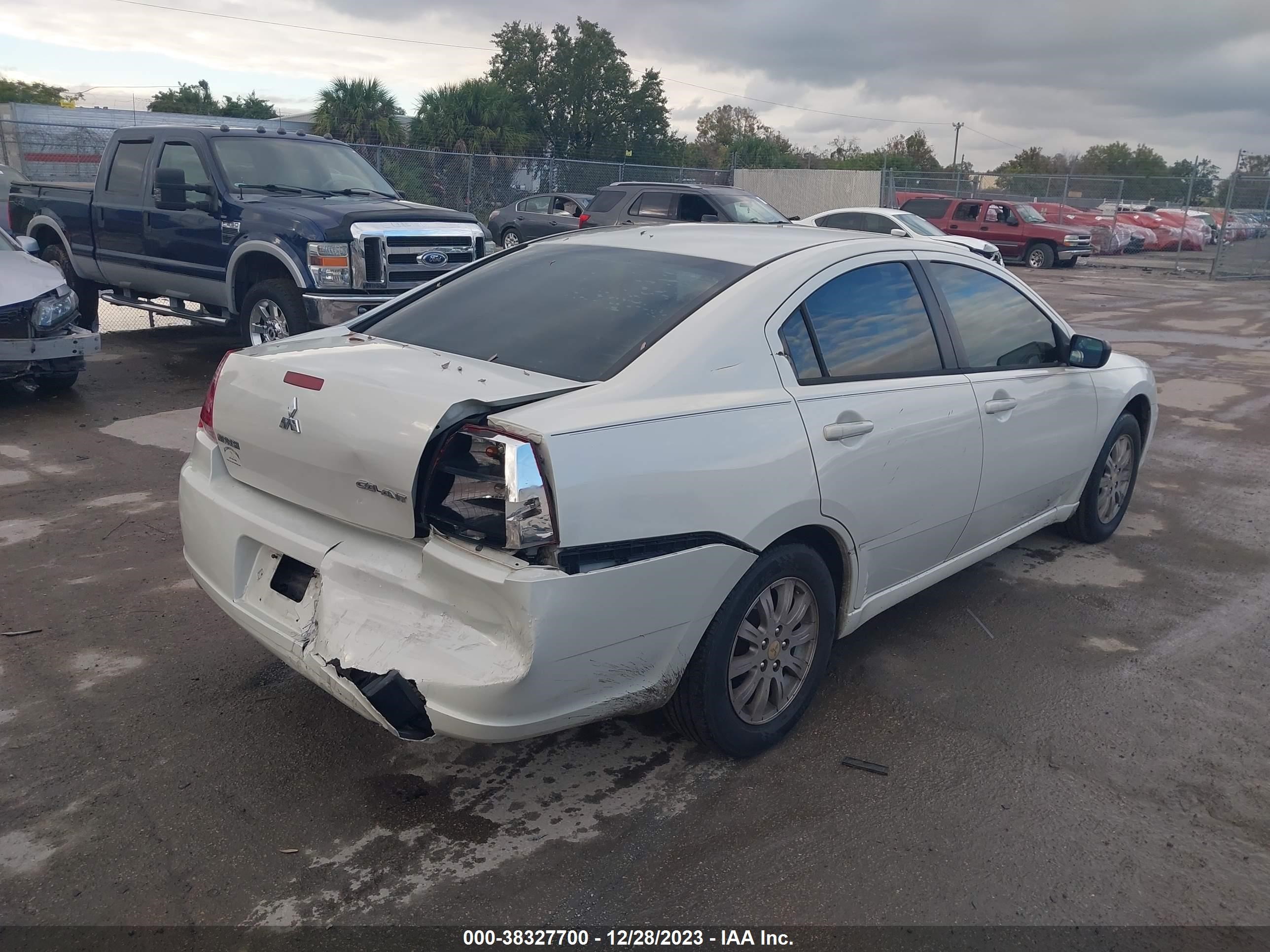 Photo 3 VIN: 4A3AB36F58E021305 - MITSUBISHI GALANT 