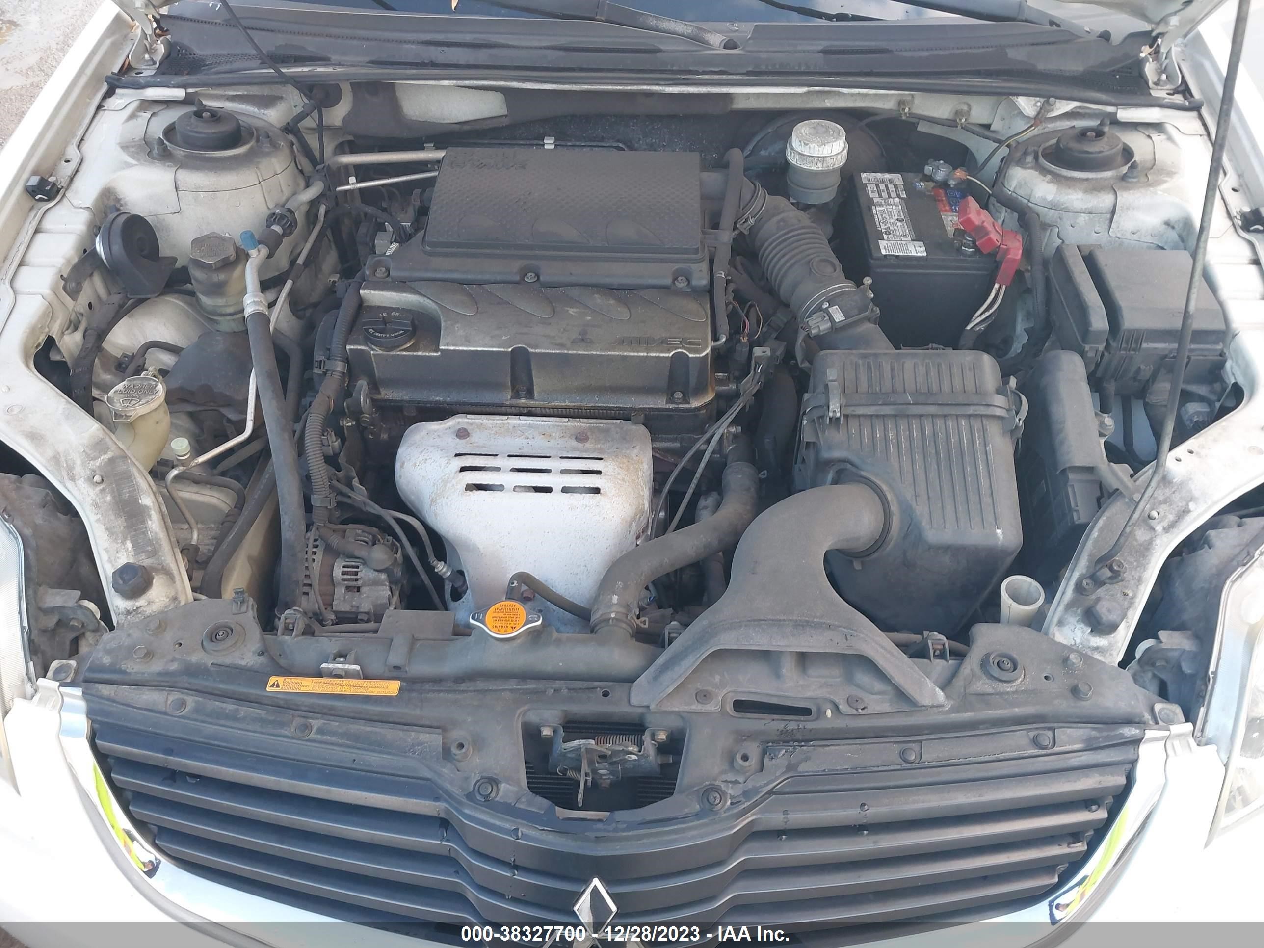 Photo 9 VIN: 4A3AB36F58E021305 - MITSUBISHI GALANT 