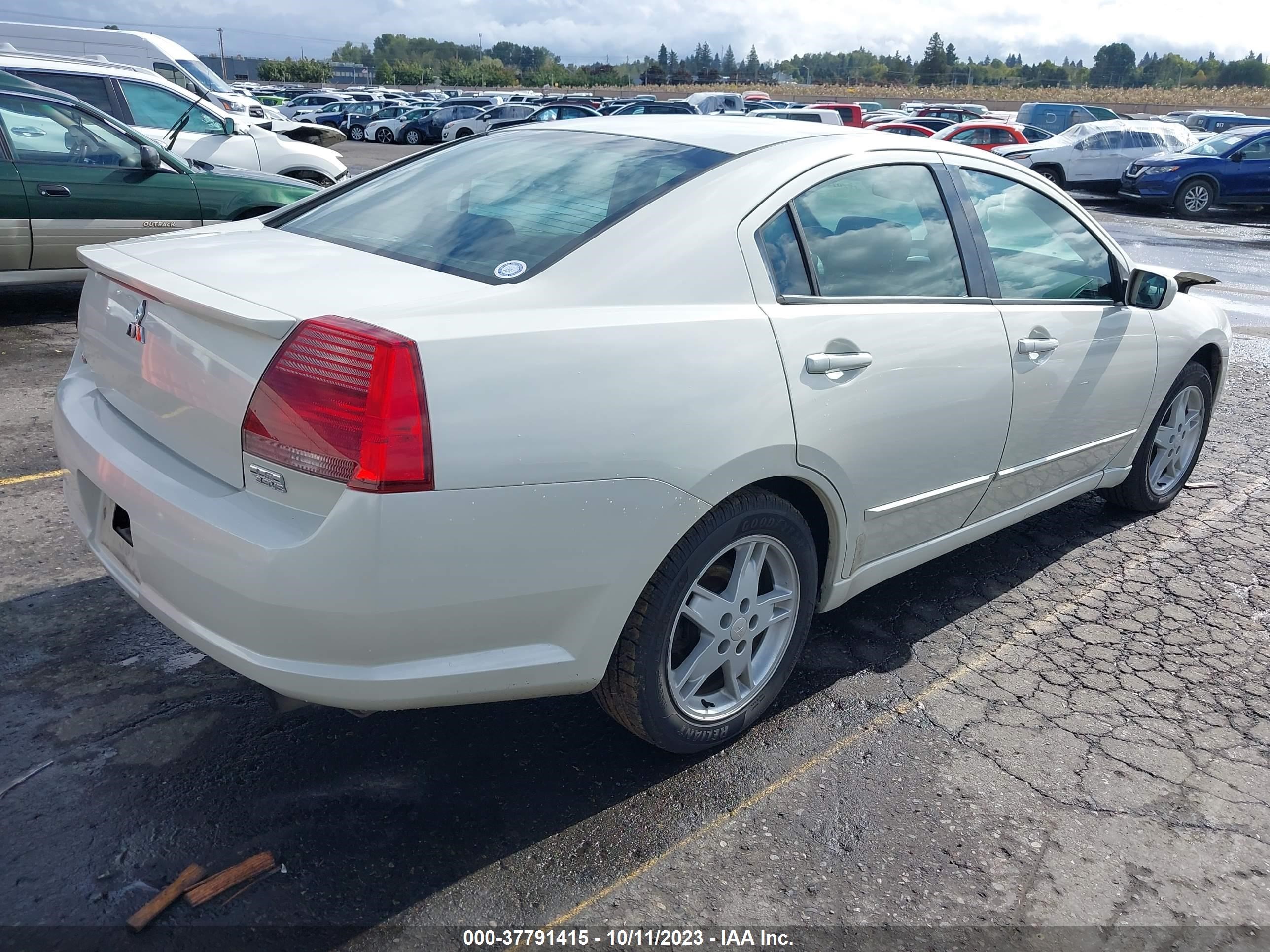 Photo 3 VIN: 4A3AB56S84E068959 - MITSUBISHI GALANT 