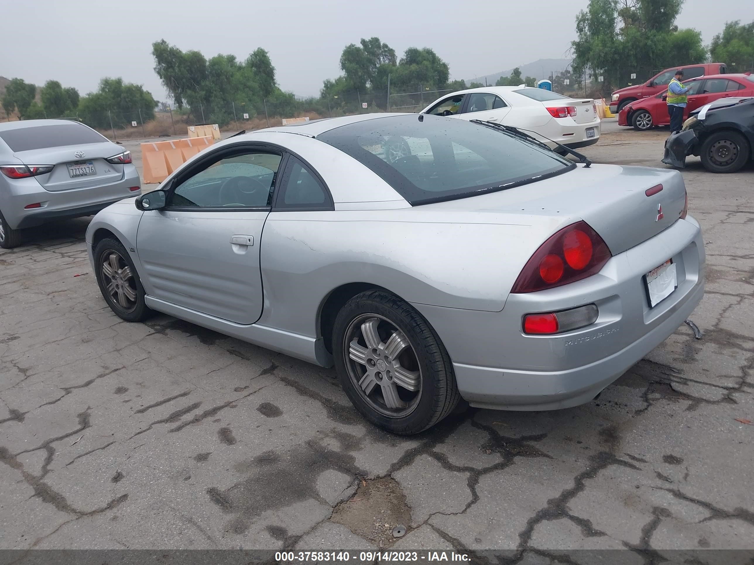 Photo 2 VIN: 4A3AC54H71E140850 - MITSUBISHI ECLIPSE 