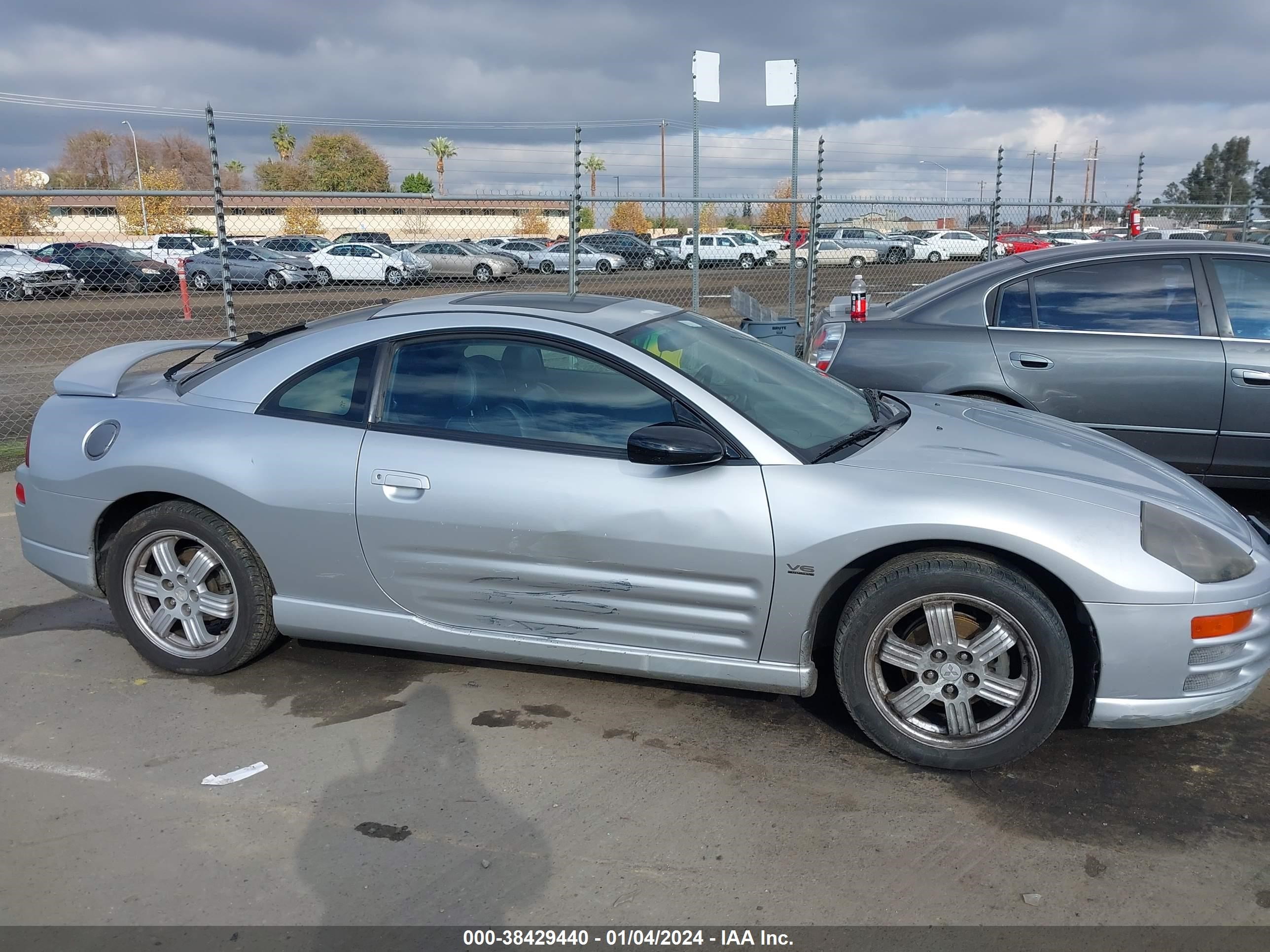 Photo 12 VIN: 4A3AC54L6YE057084 - MITSUBISHI ECLIPSE 