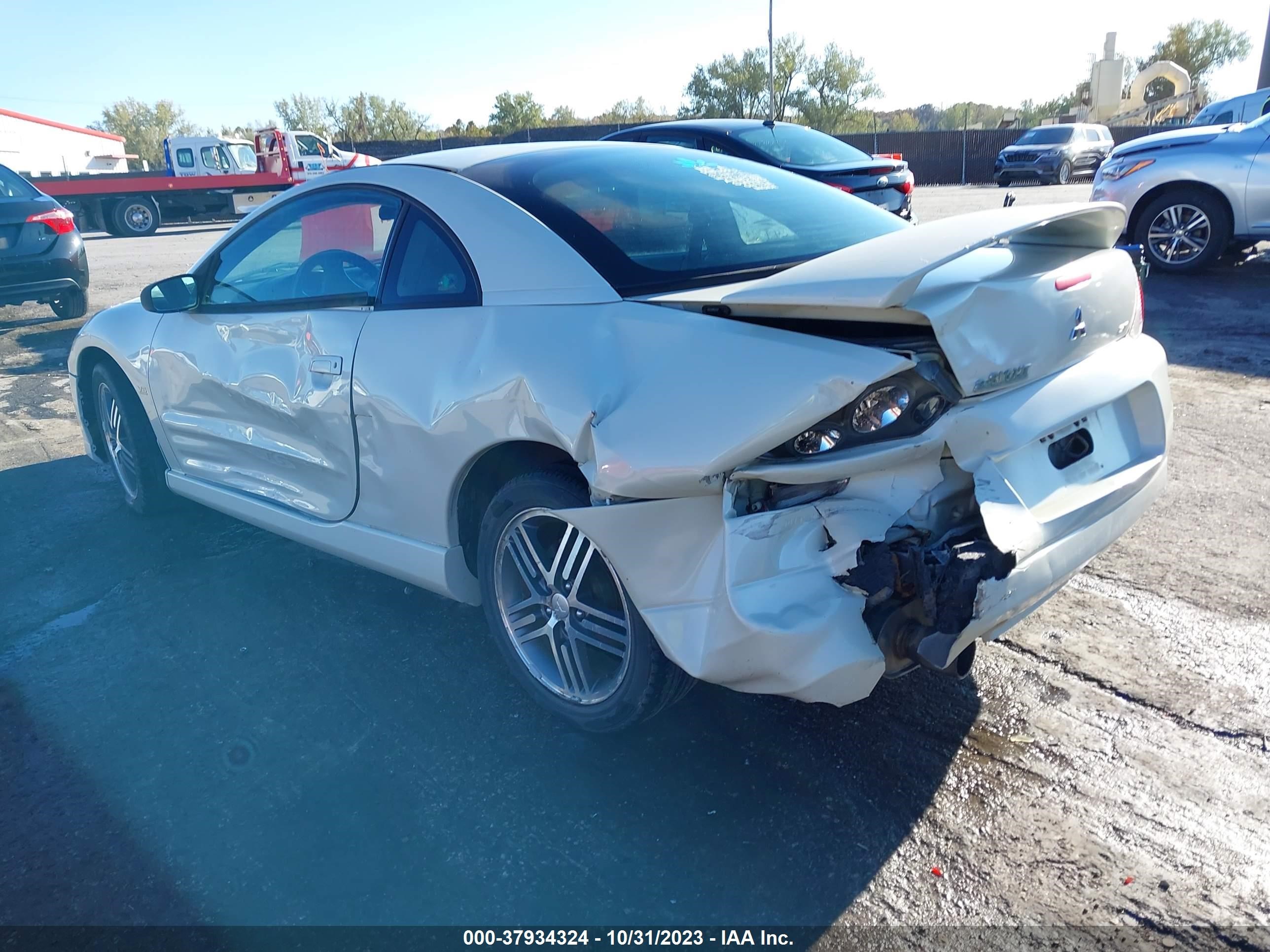 Photo 2 VIN: 4A3AC84H04E047030 - MITSUBISHI ECLIPSE 