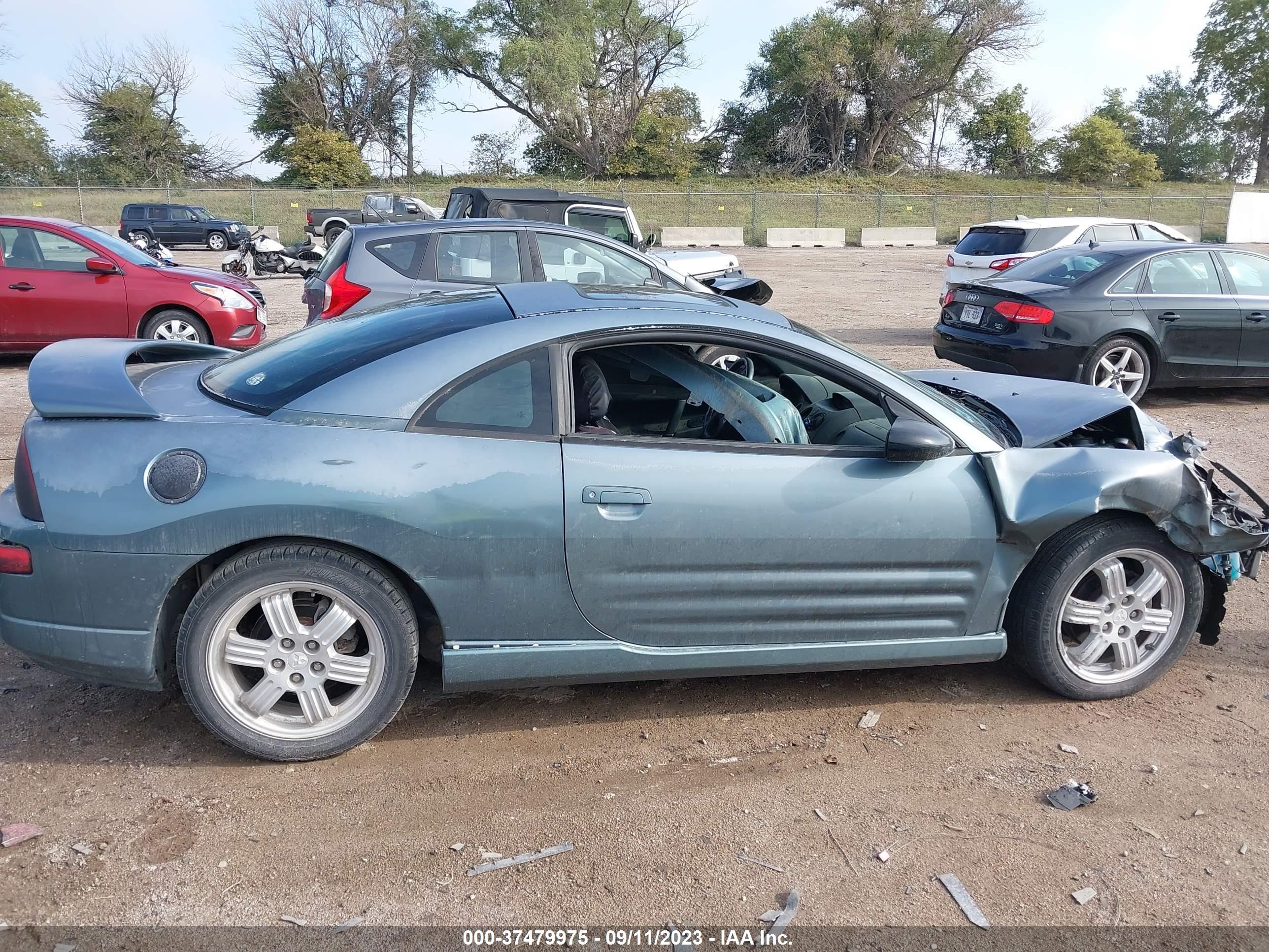 Photo 12 VIN: 4A3AC84L5YE178951 - MITSUBISHI ECLIPSE 