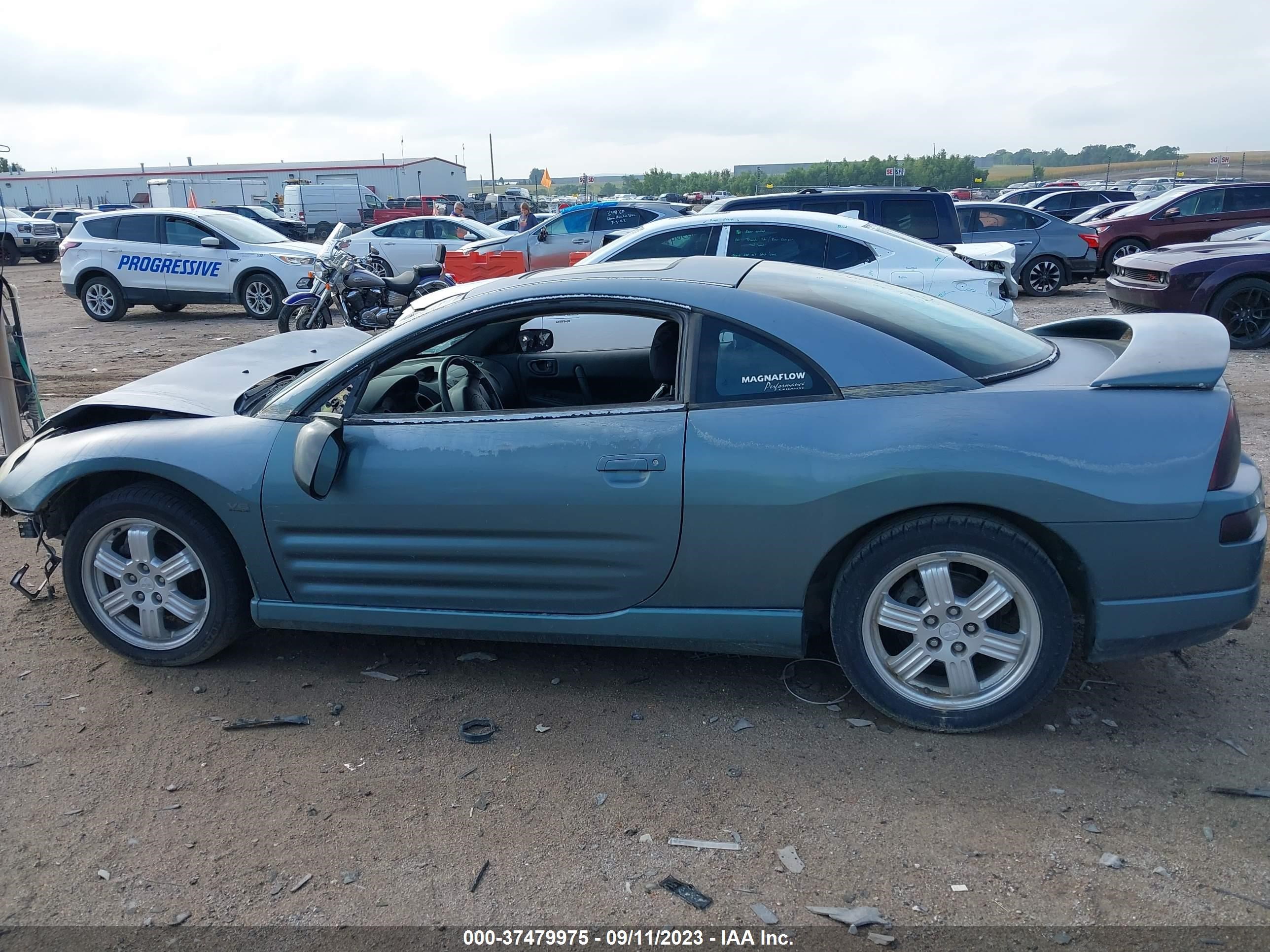 Photo 13 VIN: 4A3AC84L5YE178951 - MITSUBISHI ECLIPSE 