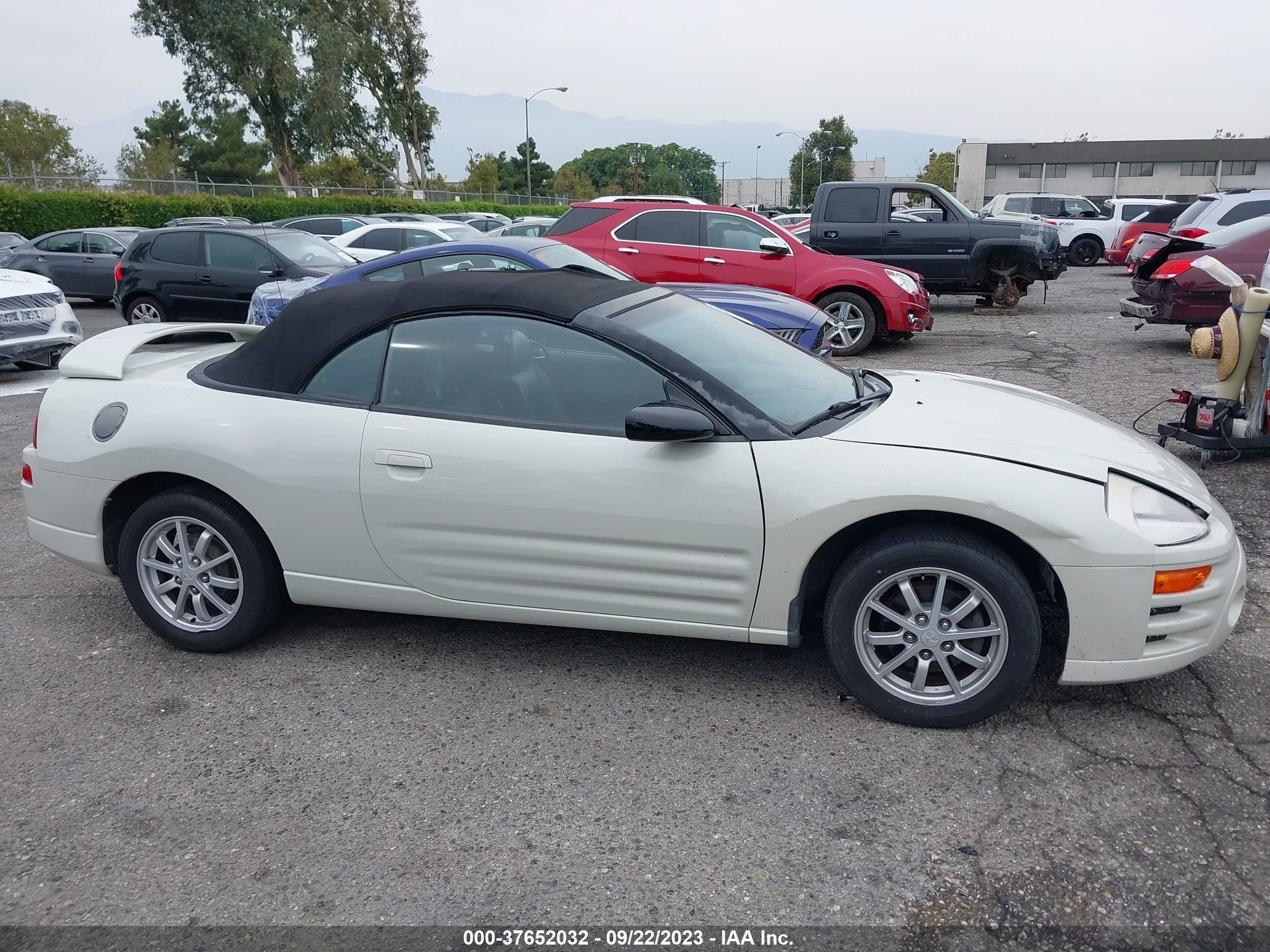 Photo 12 VIN: 4A3AE45G02E078168 - MITSUBISHI ECLIPSE 