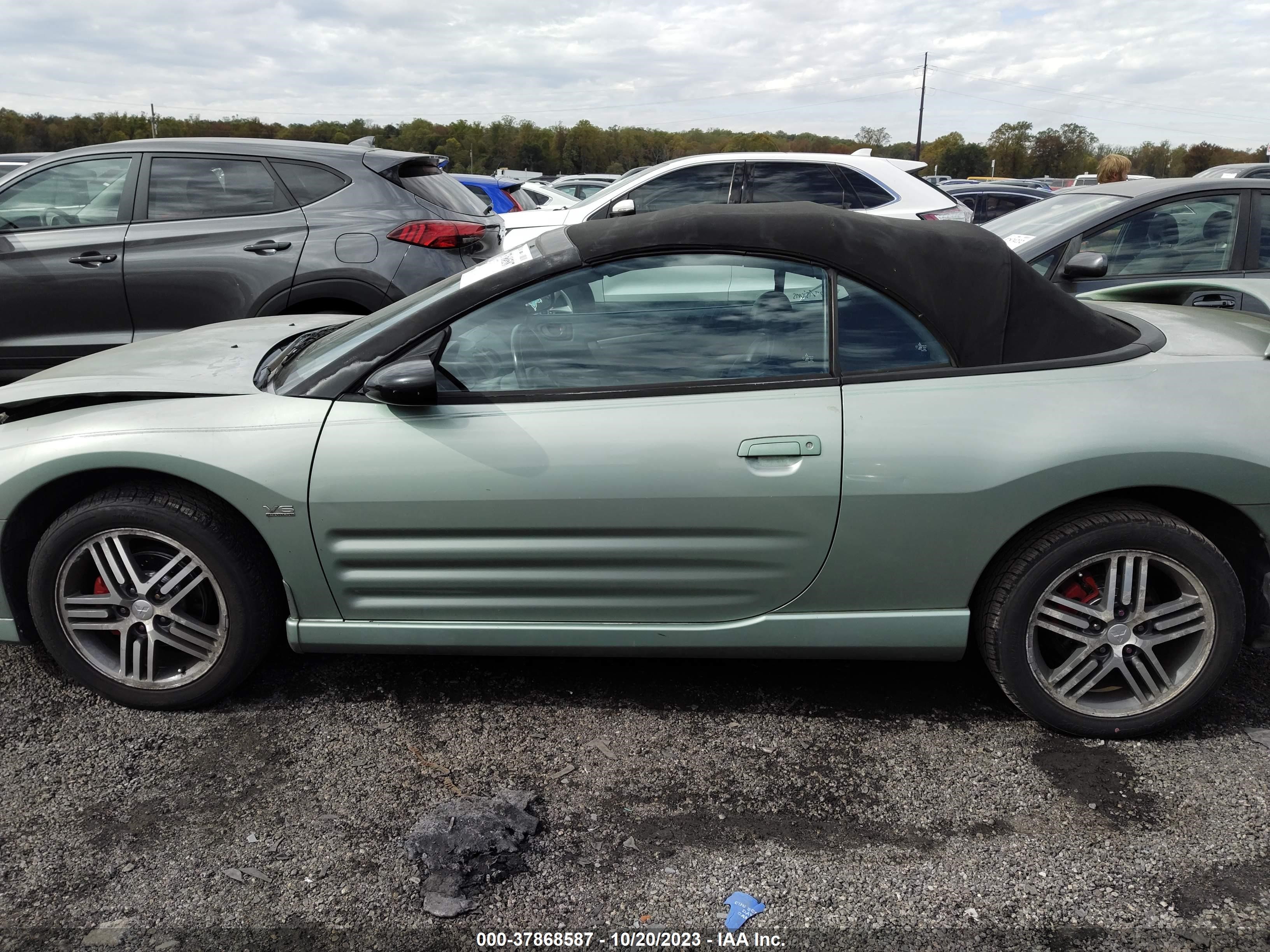 Photo 13 VIN: 4A3AE75H43E017028 - MITSUBISHI ECLIPSE 