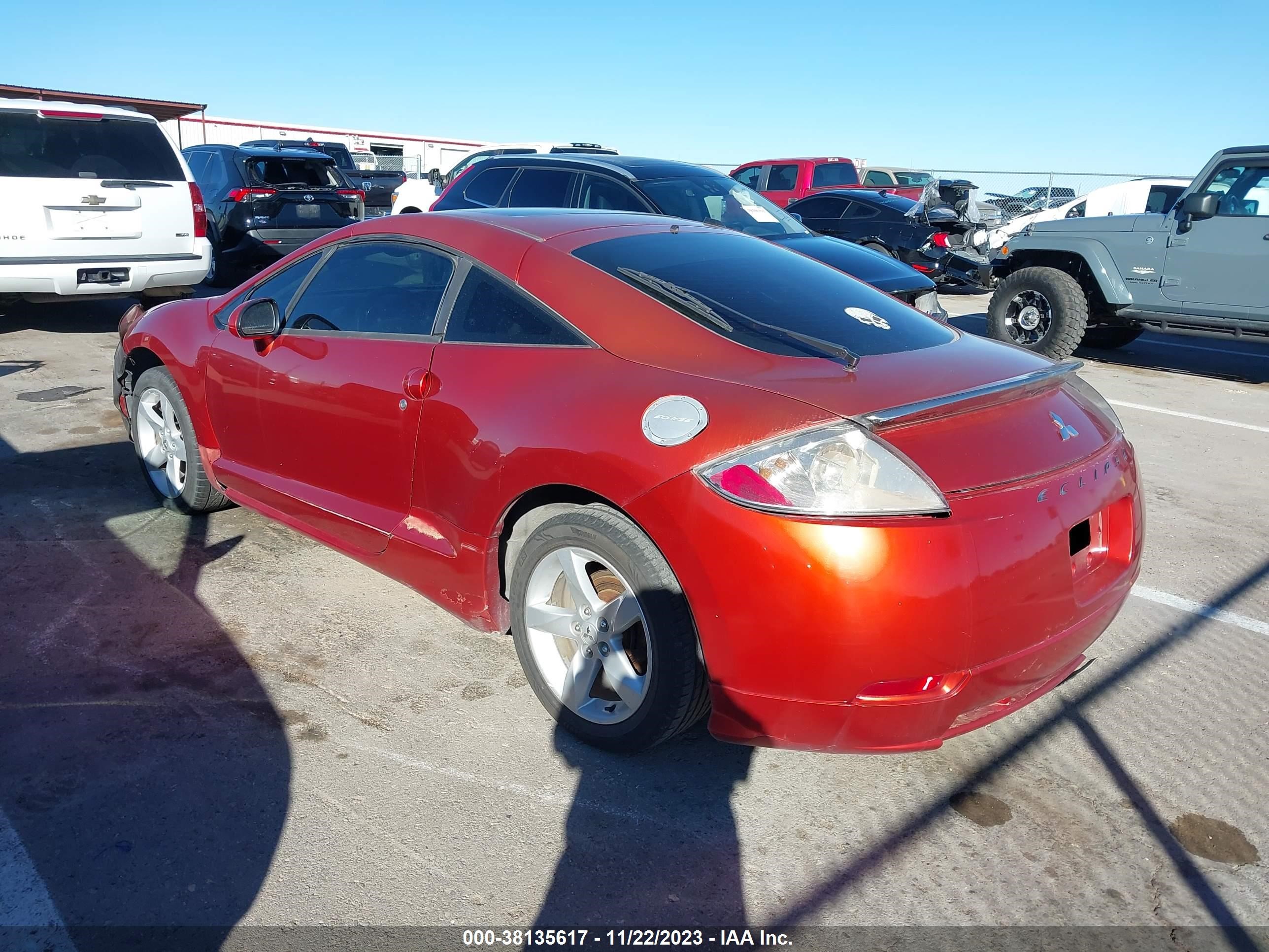 Photo 2 VIN: 4A3AK24F08E003050 - MITSUBISHI ECLIPSE 