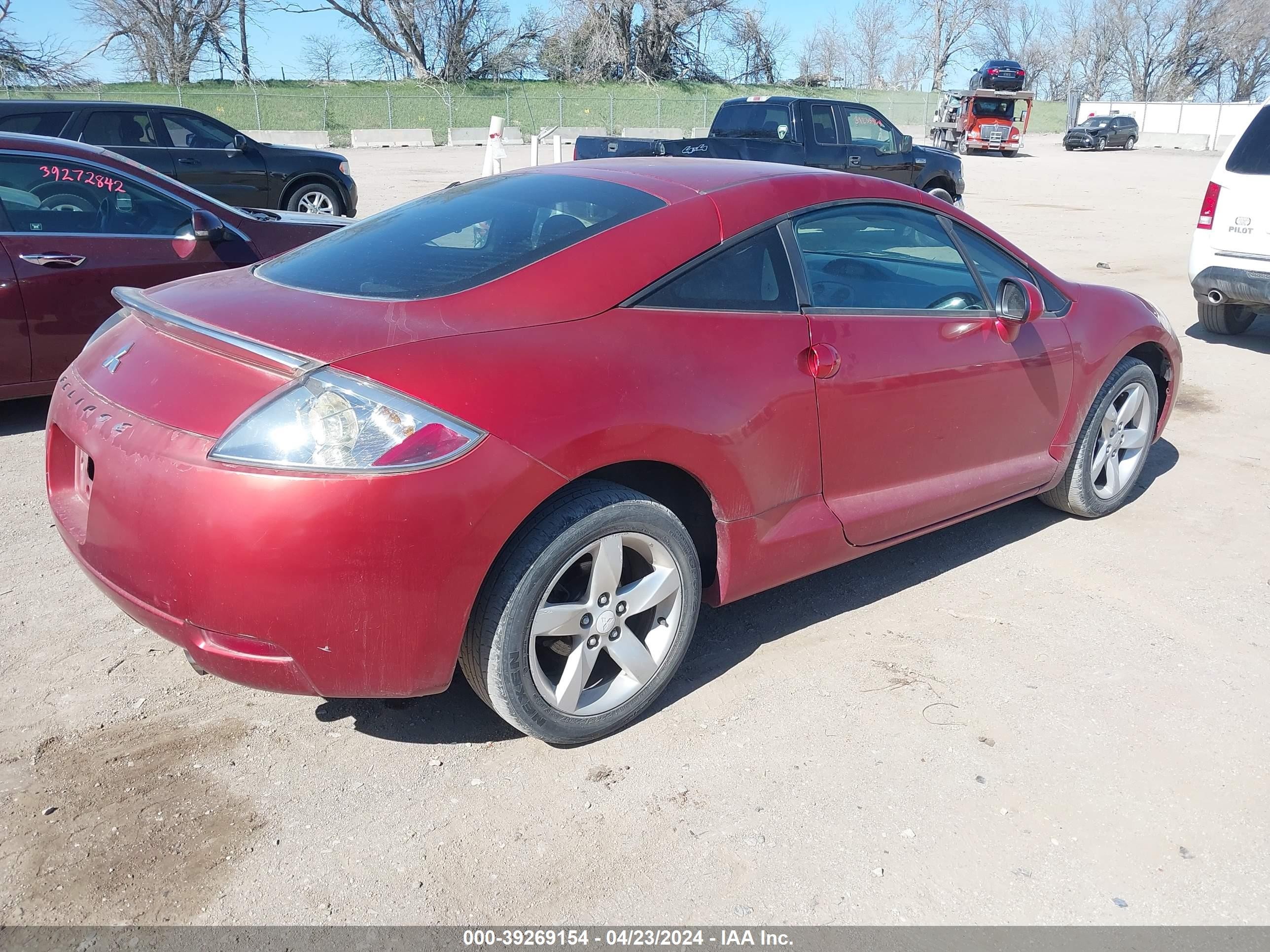 Photo 3 VIN: 4A3AK24F58E019258 - MITSUBISHI ECLIPSE 