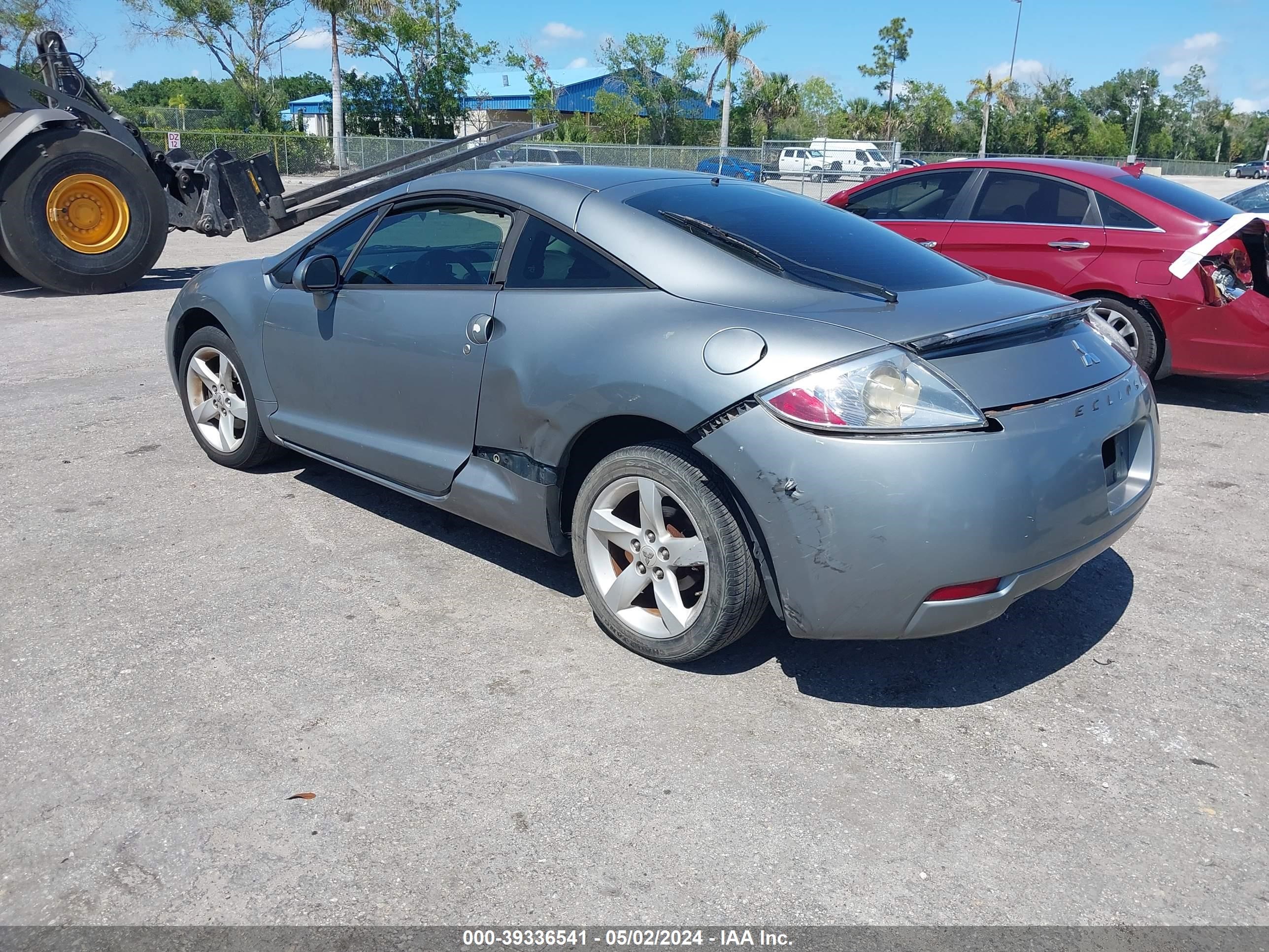 Photo 2 VIN: 4A3AK24F67E011328 - MITSUBISHI ECLIPSE 