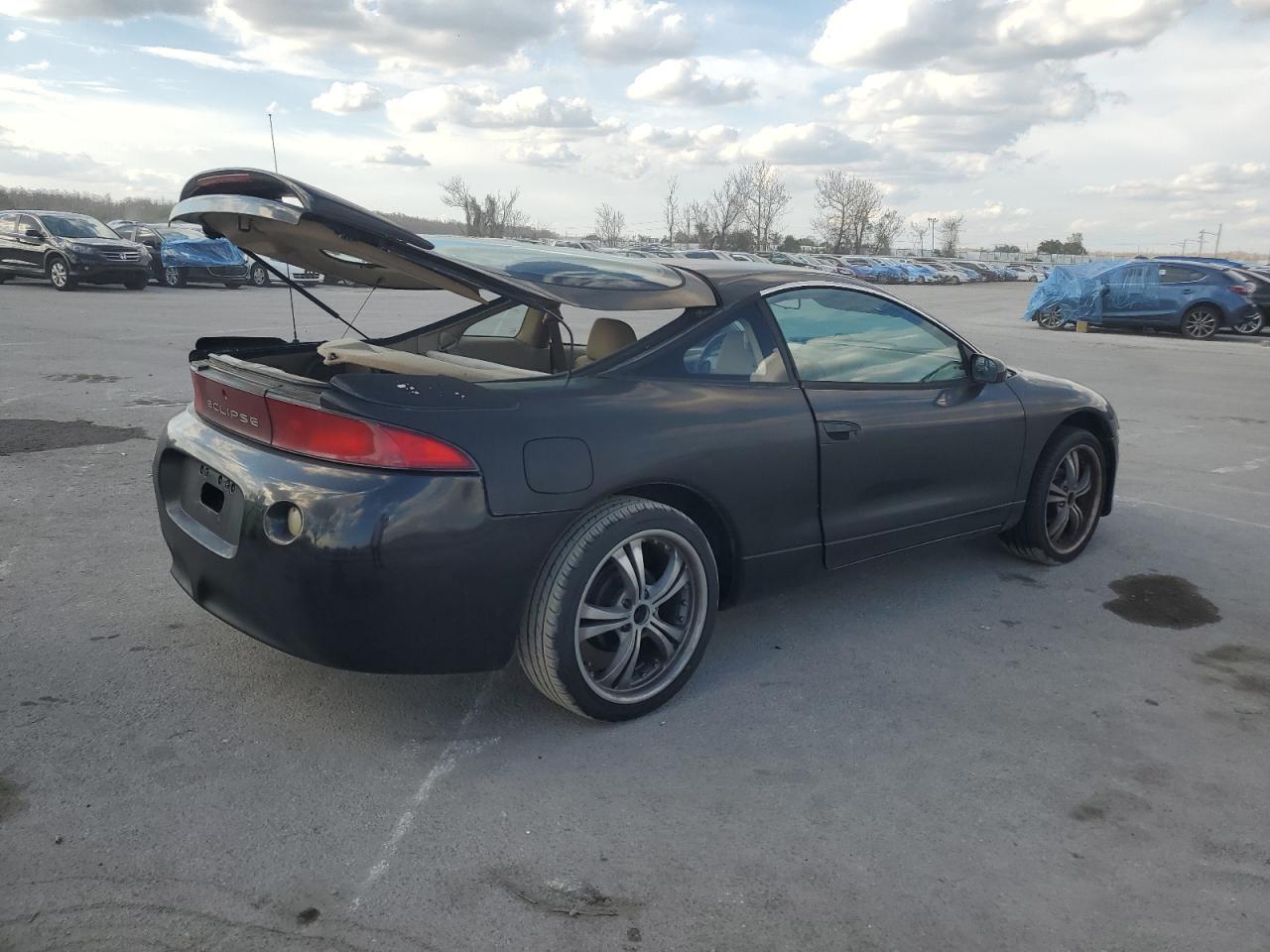 Photo 2 VIN: 4A3AK34Y7WE136778 - MITSUBISHI ECLIPSE 