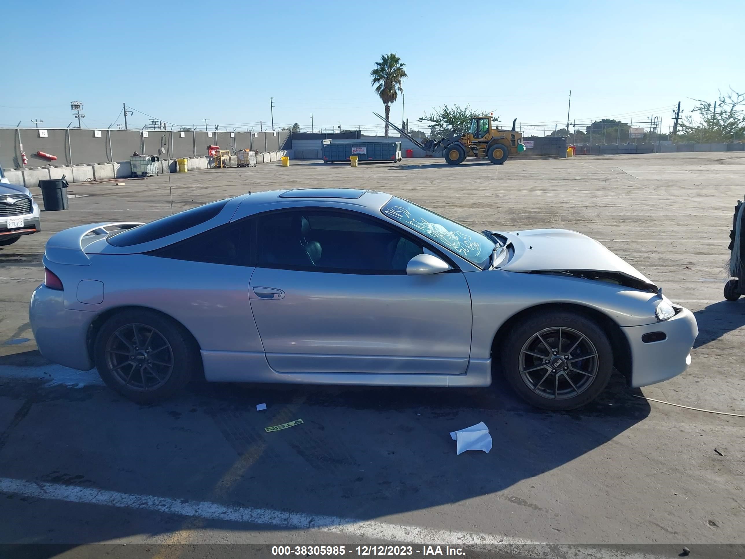 Photo 11 VIN: 4A3AK44Y5XE025329 - MITSUBISHI ECLIPSE 