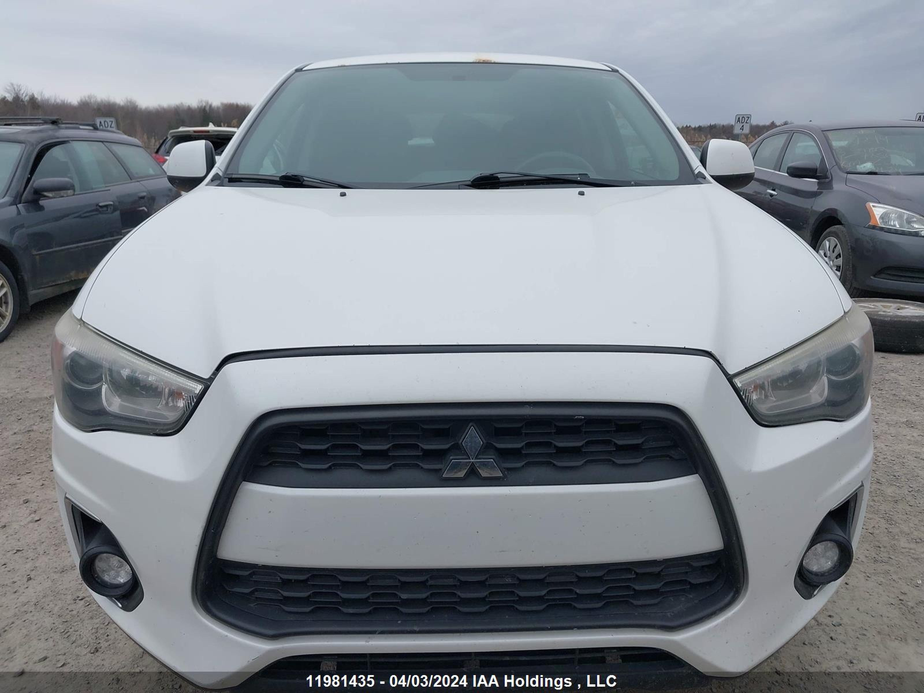 Photo 12 VIN: 4A4AH3AU7DE604582 - MITSUBISHI RVR 