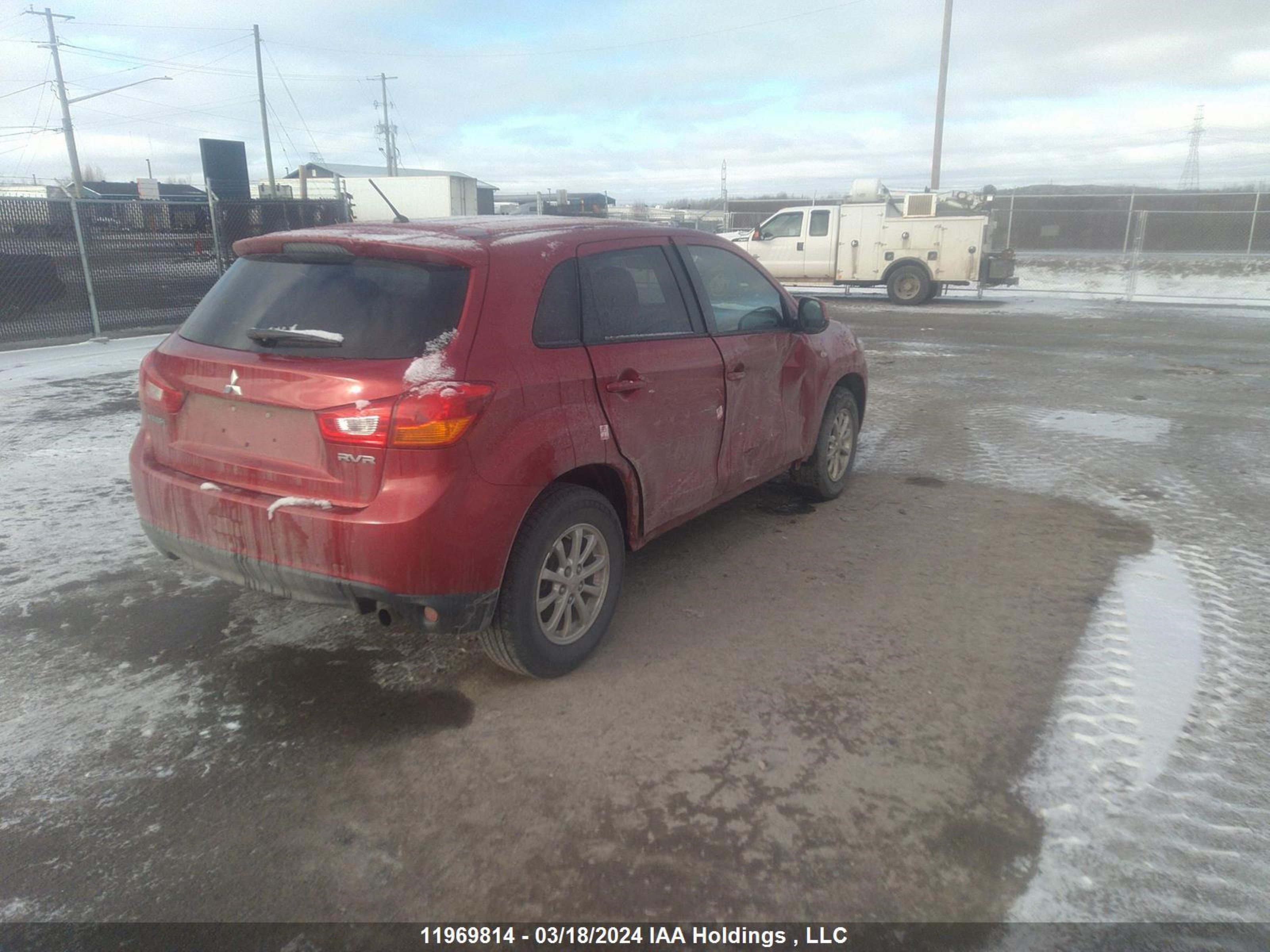 Photo 3 VIN: 4A4AH3AU8DE607443 - MITSUBISHI RVR 