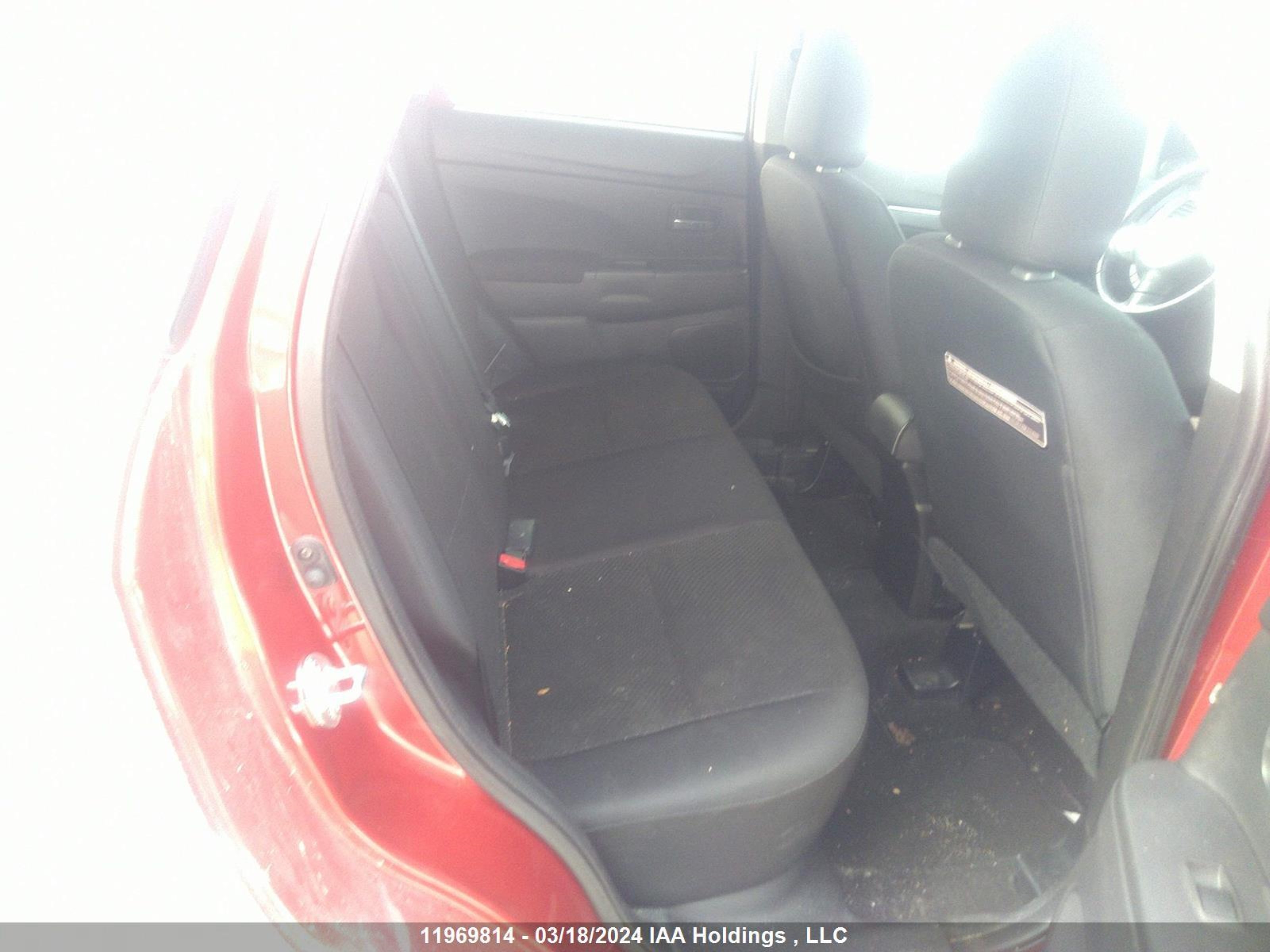 Photo 7 VIN: 4A4AH3AU8DE607443 - MITSUBISHI RVR 