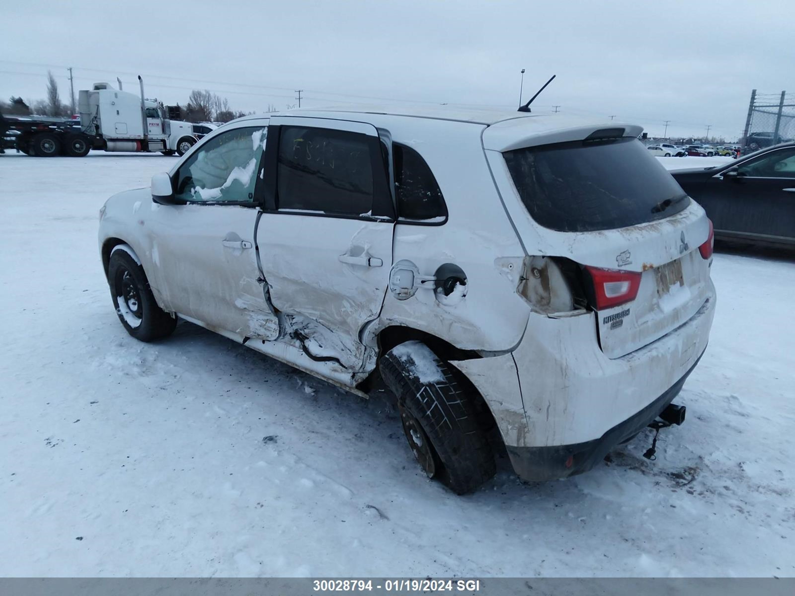 Photo 2 VIN: 4A4AJ3AU1DE604744 - MITSUBISHI RVR 