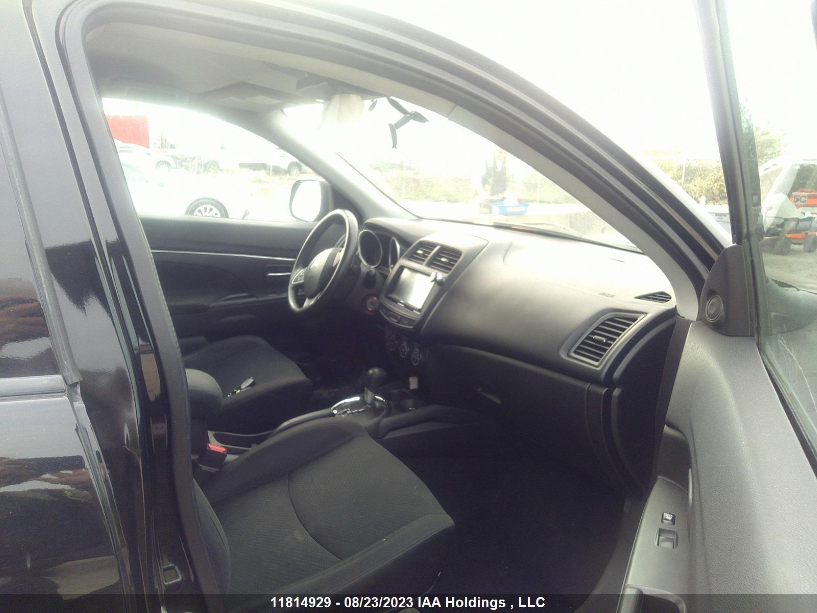 Photo 4 VIN: 4A4AJ3AU4FE604272 - MITSUBISHI RVR 