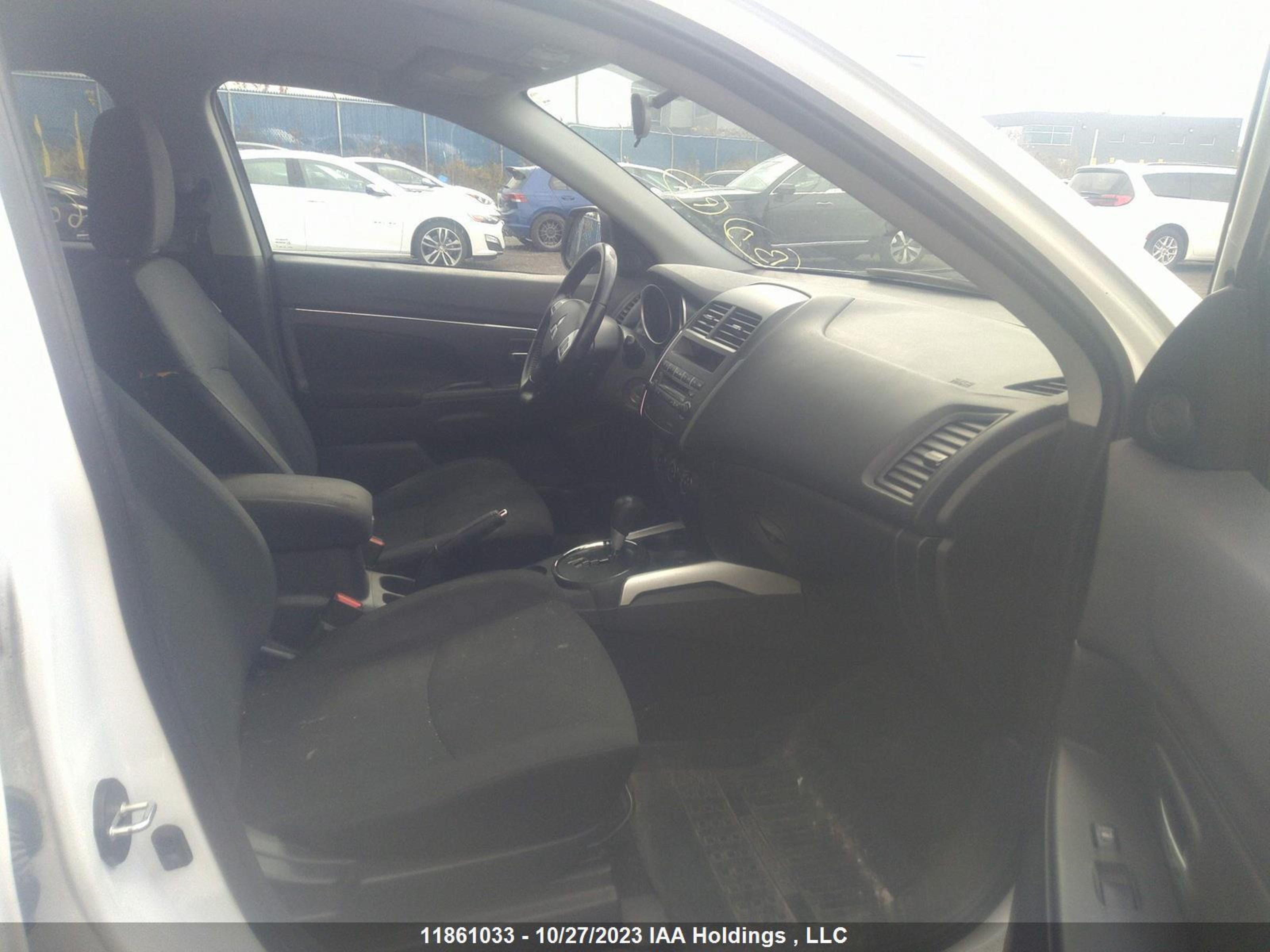 Photo 4 VIN: 4A4AJ3AU8DE606393 - MITSUBISHI RVR 