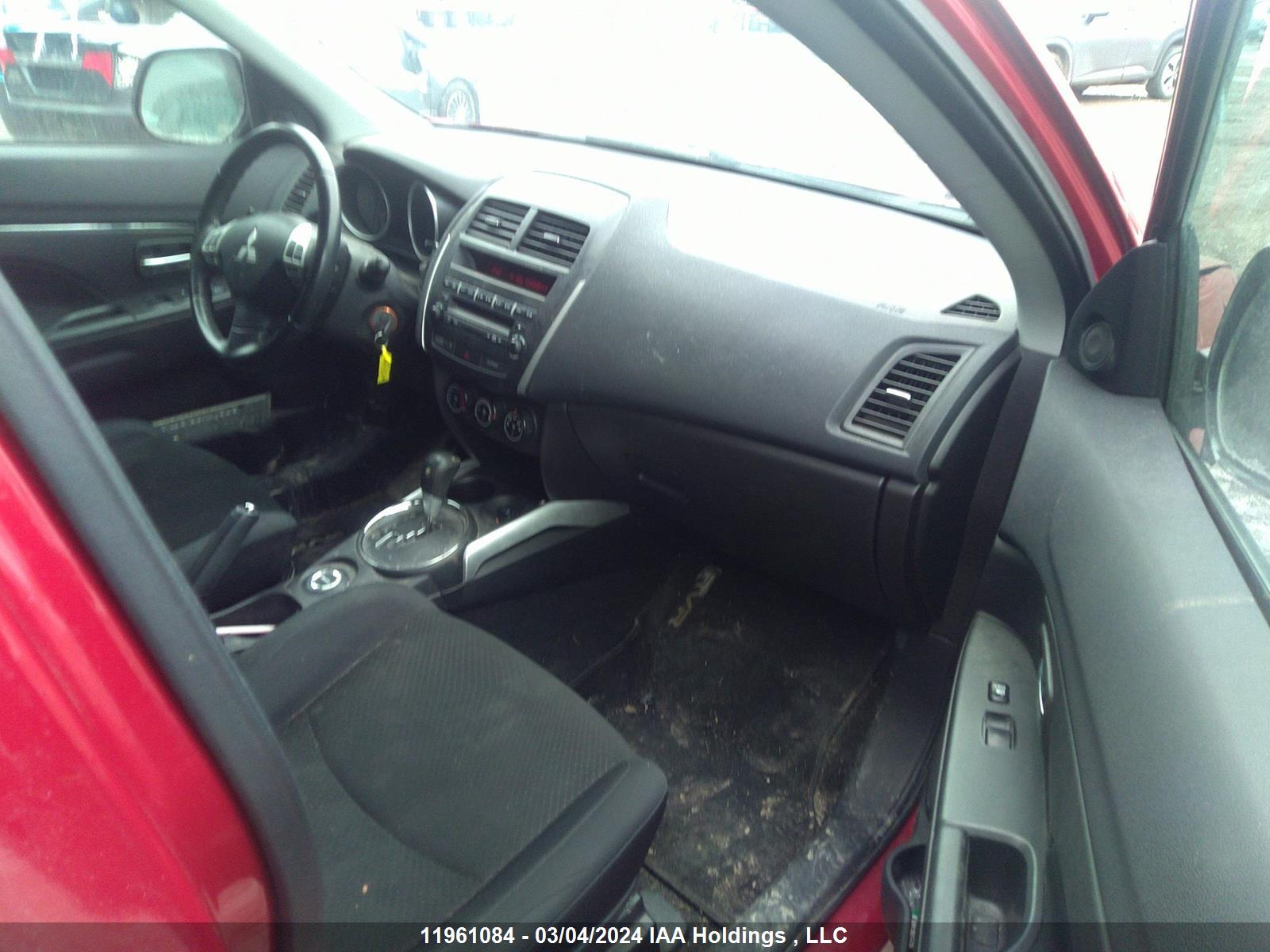 Photo 4 VIN: 4A4AJ3AU9DE602563 - MITSUBISHI RVR 