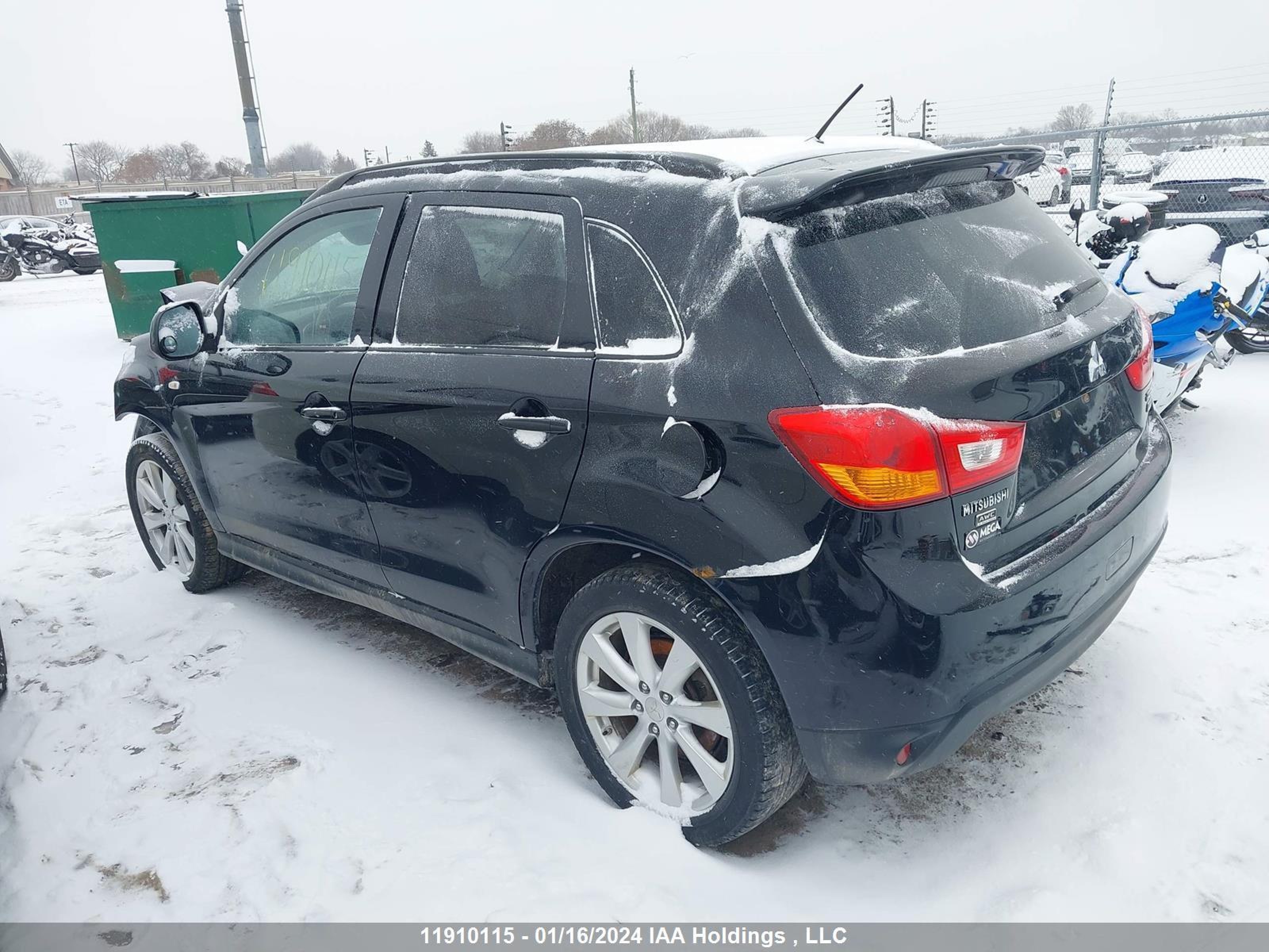 Photo 2 VIN: 4A4AJ4AU0EE607108 - MITSUBISHI RVR 