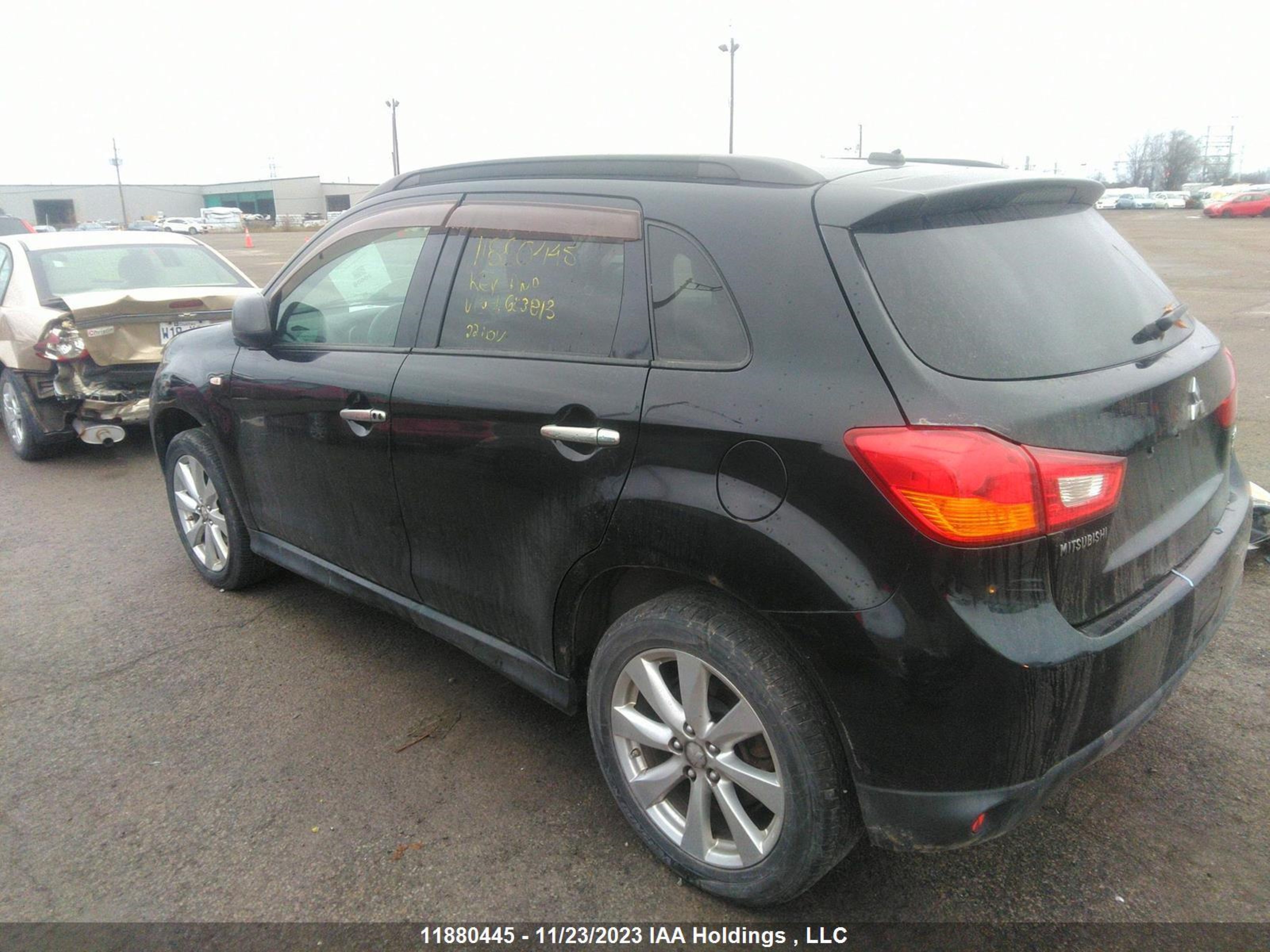 Photo 2 VIN: 4A4AJ4AU3DE603813 - MITSUBISHI RVR 