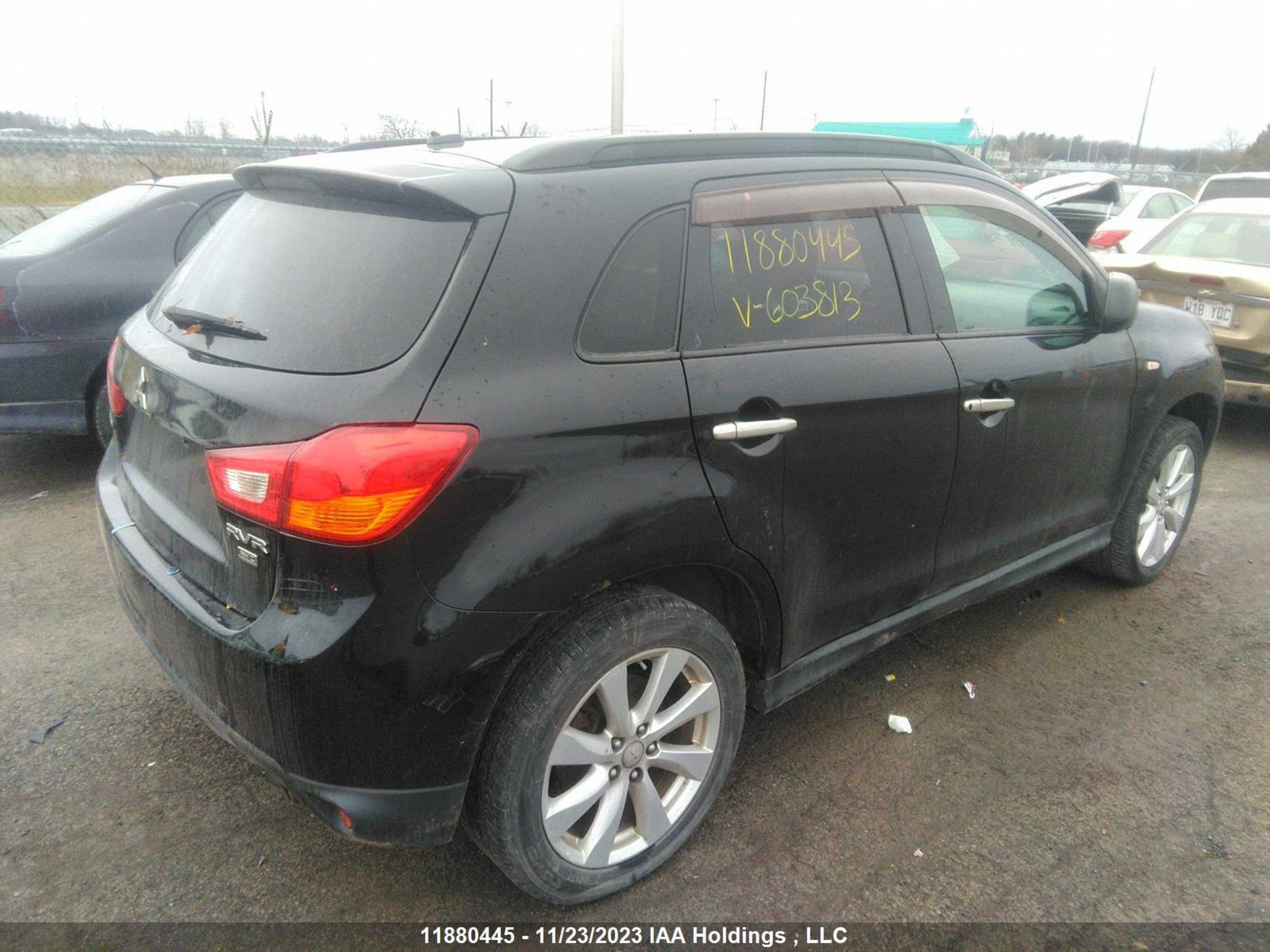 Photo 3 VIN: 4A4AJ4AU3DE603813 - MITSUBISHI RVR 