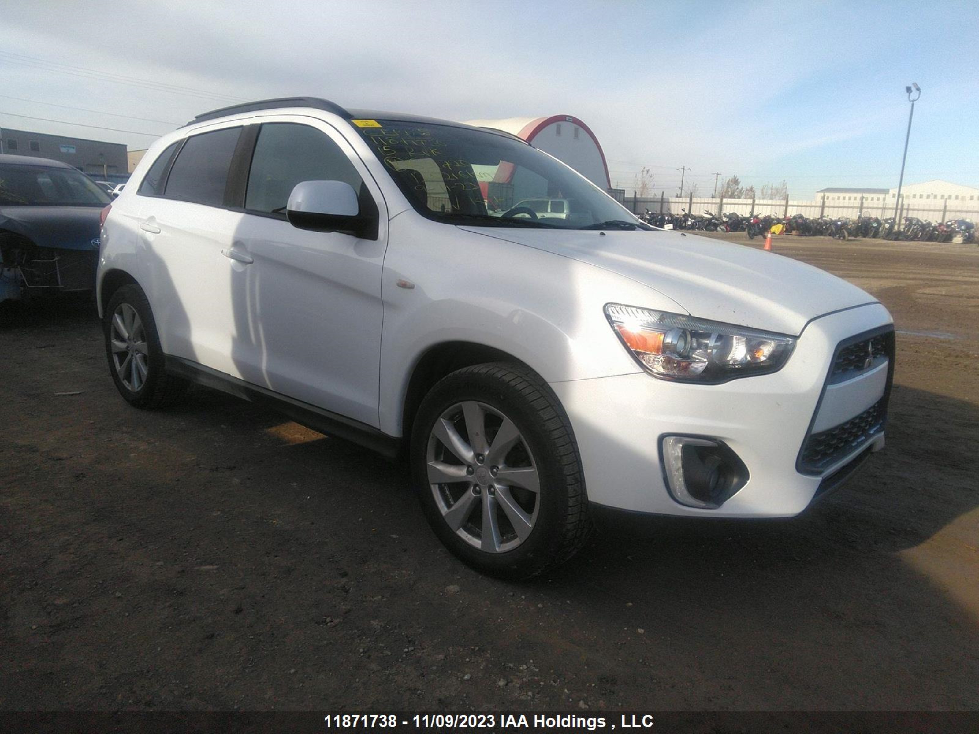 Photo 0 VIN: 4A4AJ4AU4FE601720 - MITSUBISHI RVR 