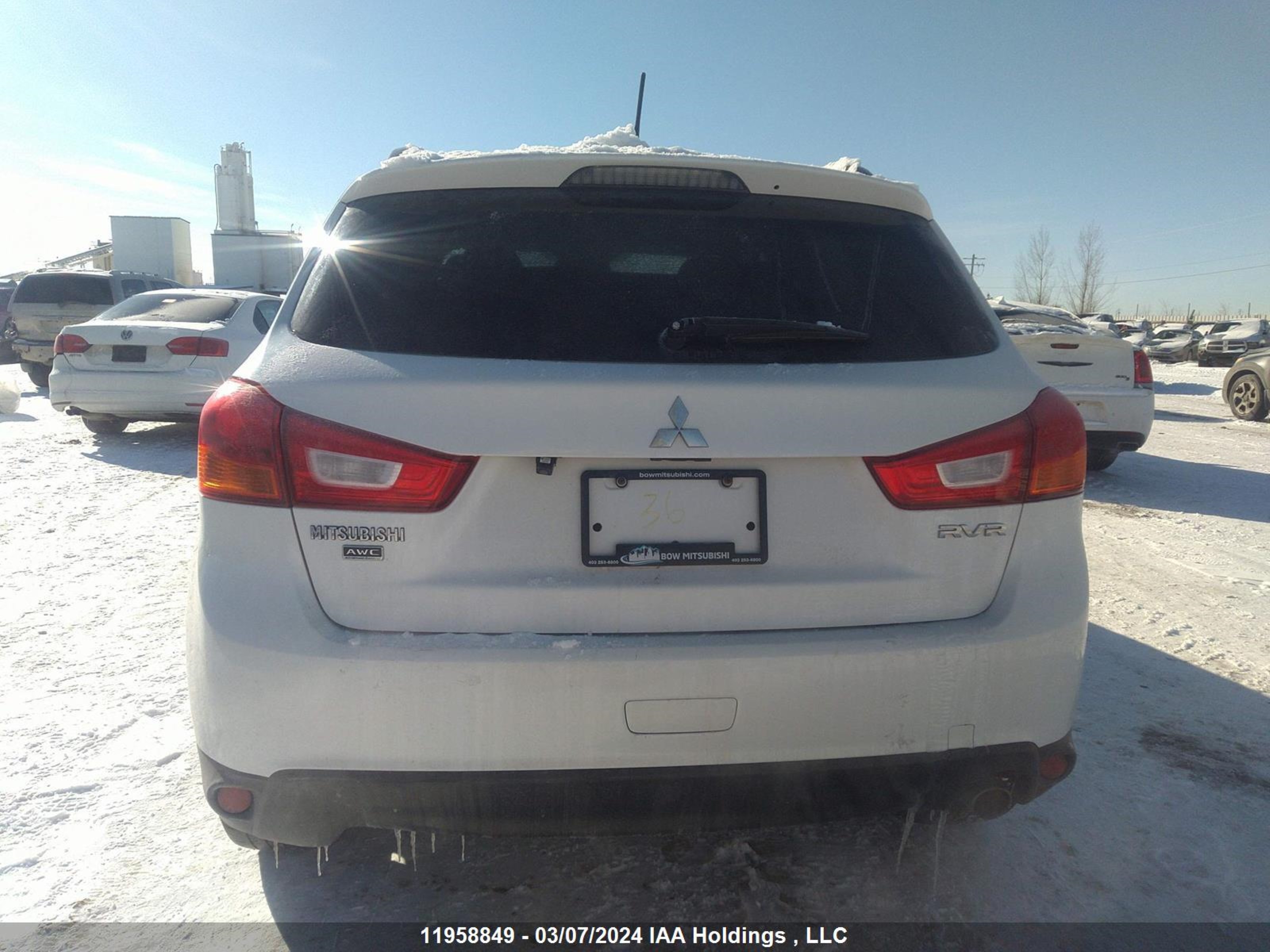 Photo 15 VIN: 4A4AJ4AUXFE604041 - MITSUBISHI RVR 