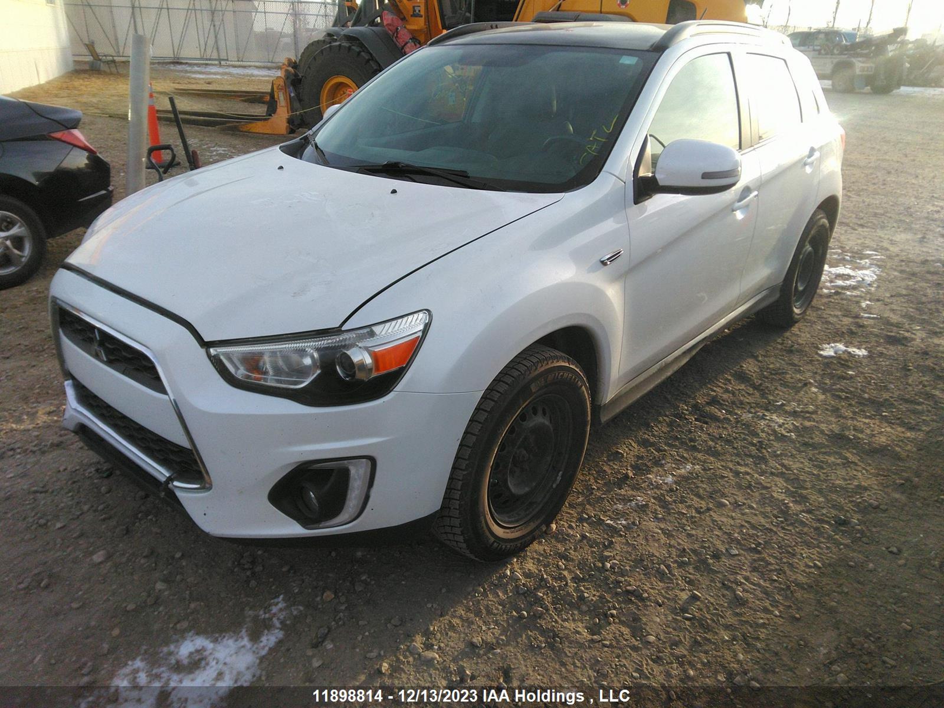 Photo 1 VIN: 4A4AJ4AW1FE608822 - MITSUBISHI RVR 