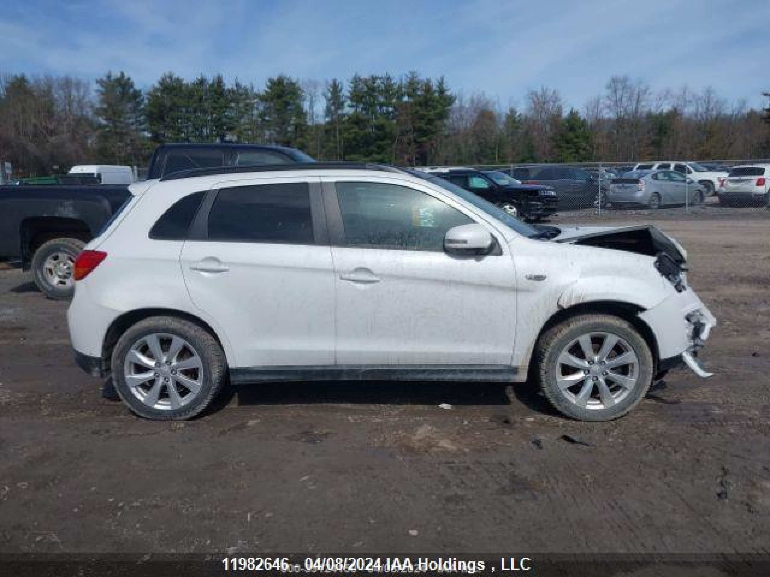 Photo 14 VIN: 4A4AJ4AW6FE605771 - MITSUBISHI RVR 