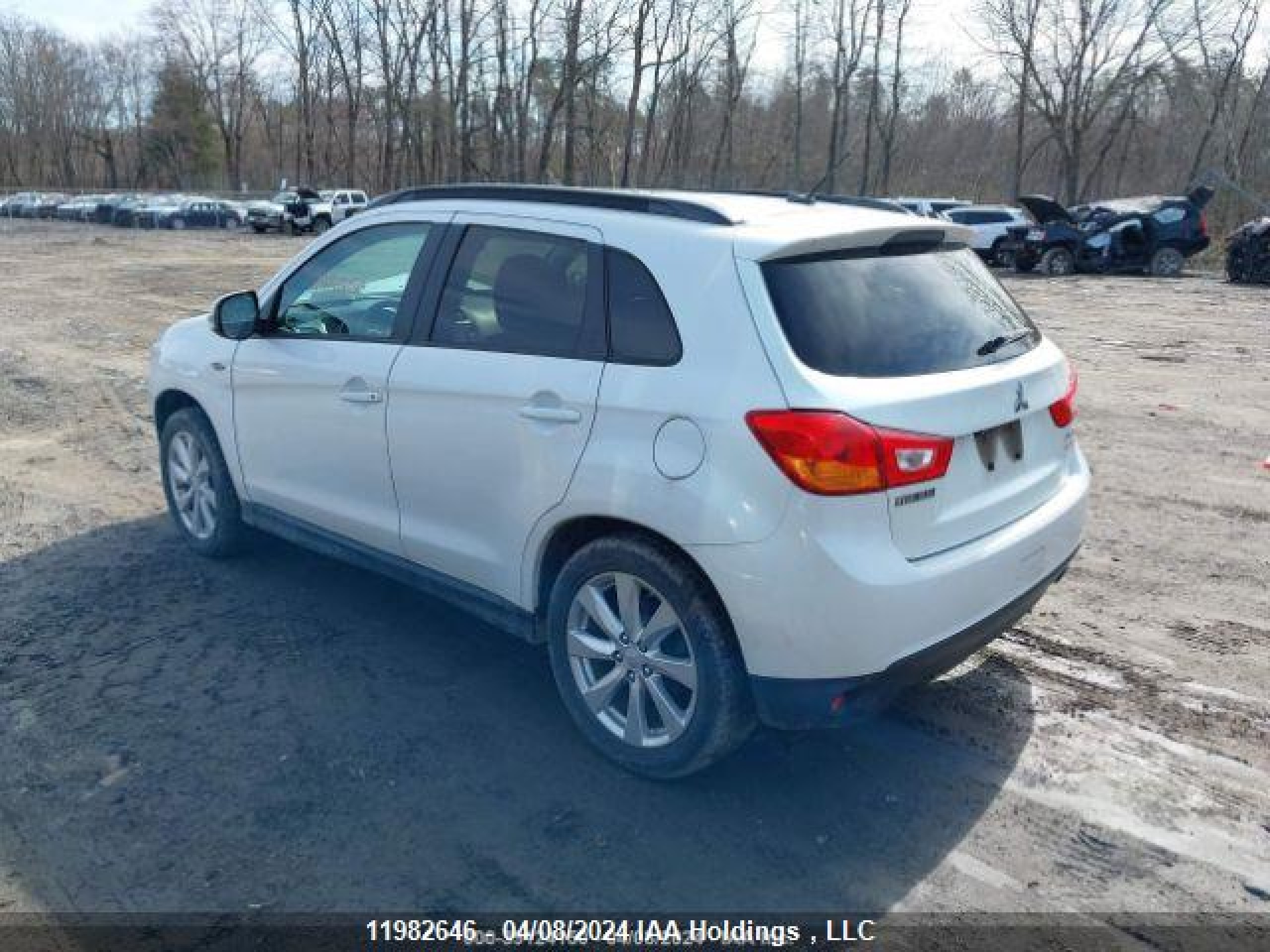 Photo 4 VIN: 4A4AJ4AW6FE605771 - MITSUBISHI RVR 