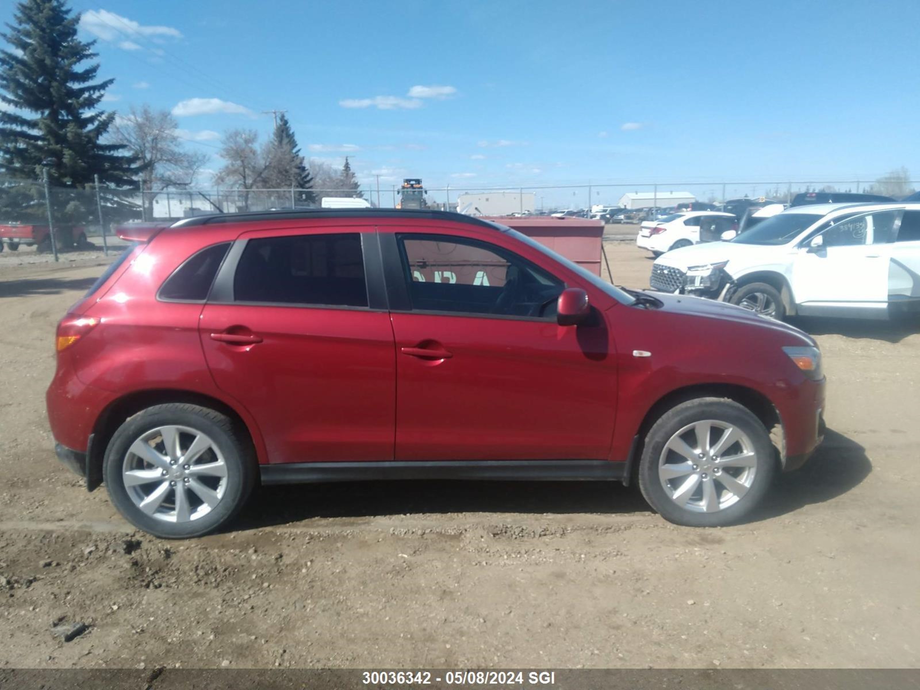 Photo 12 VIN: 4A4AJ4AW8FE607439 - MITSUBISHI RVR 